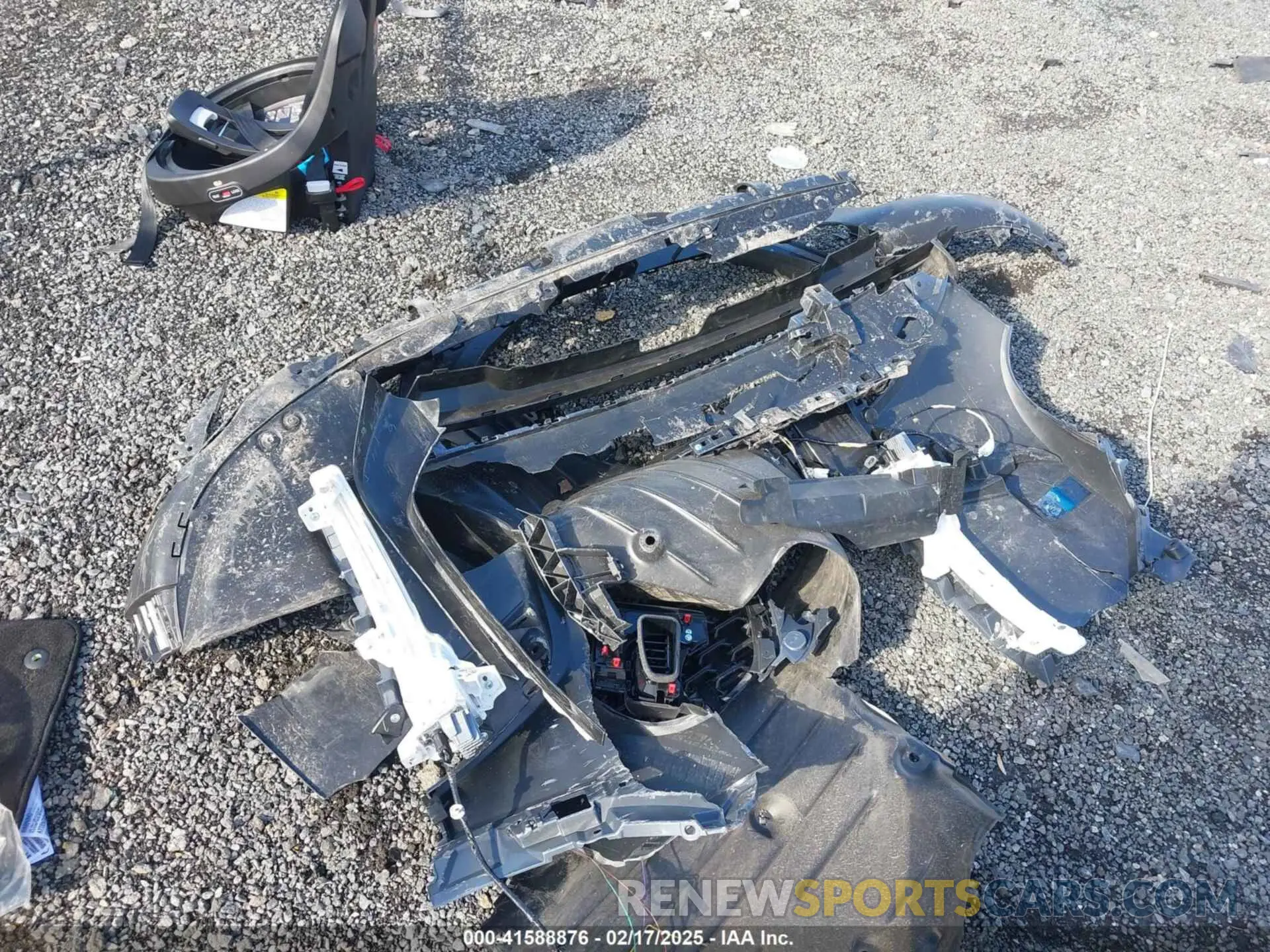 12 Photograph of a damaged car 7MMVABBM8RN232098 MAZDA CX-50 2024