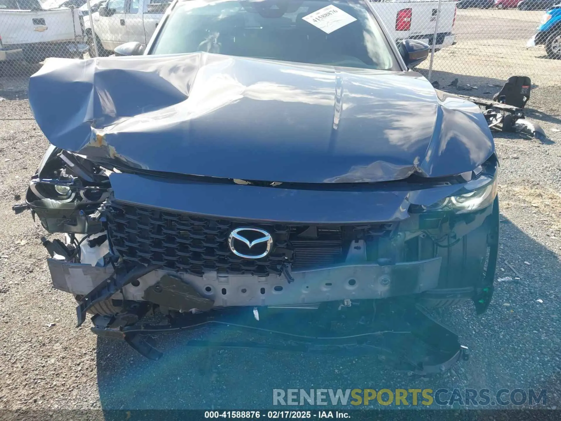 13 Photograph of a damaged car 7MMVABBM8RN232098 MAZDA CX-50 2024