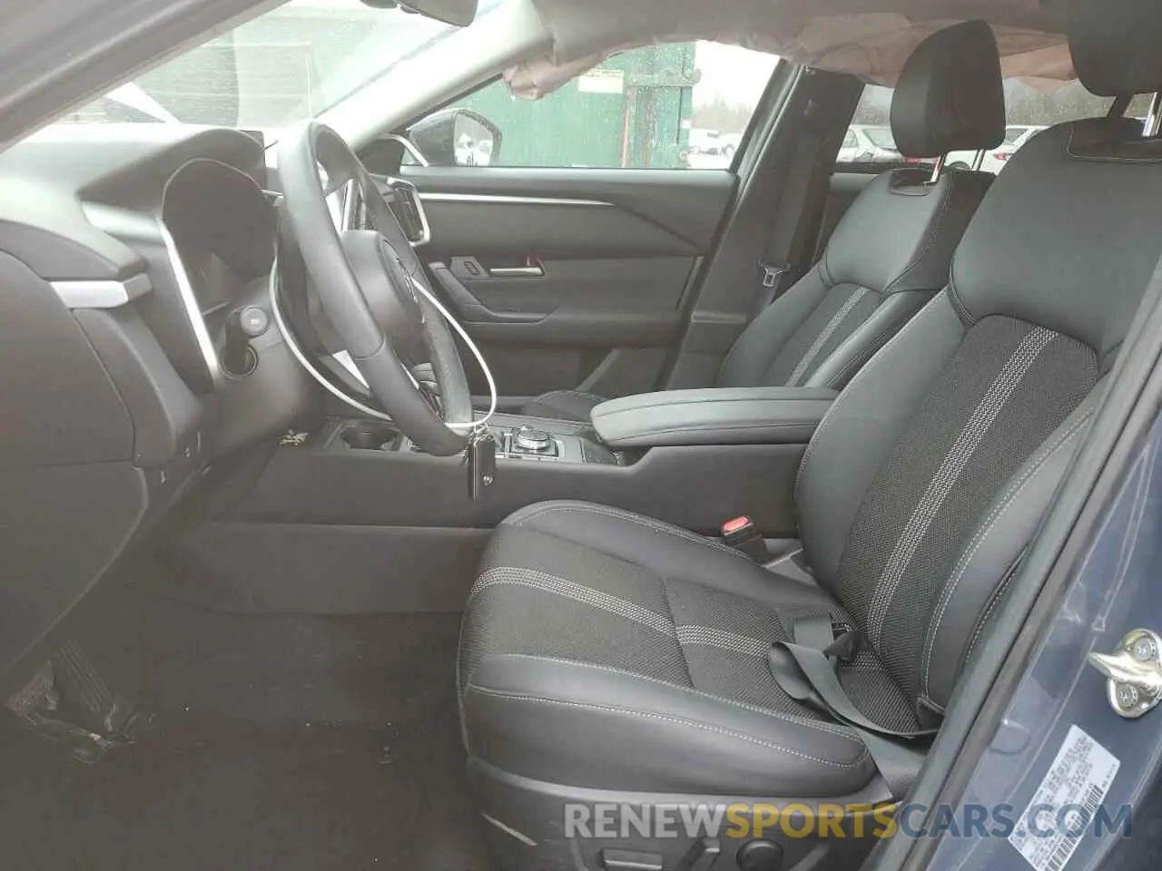 7 Photograph of a damaged car 7MMVABBM8RN240962 MAZDA CX-50 2024
