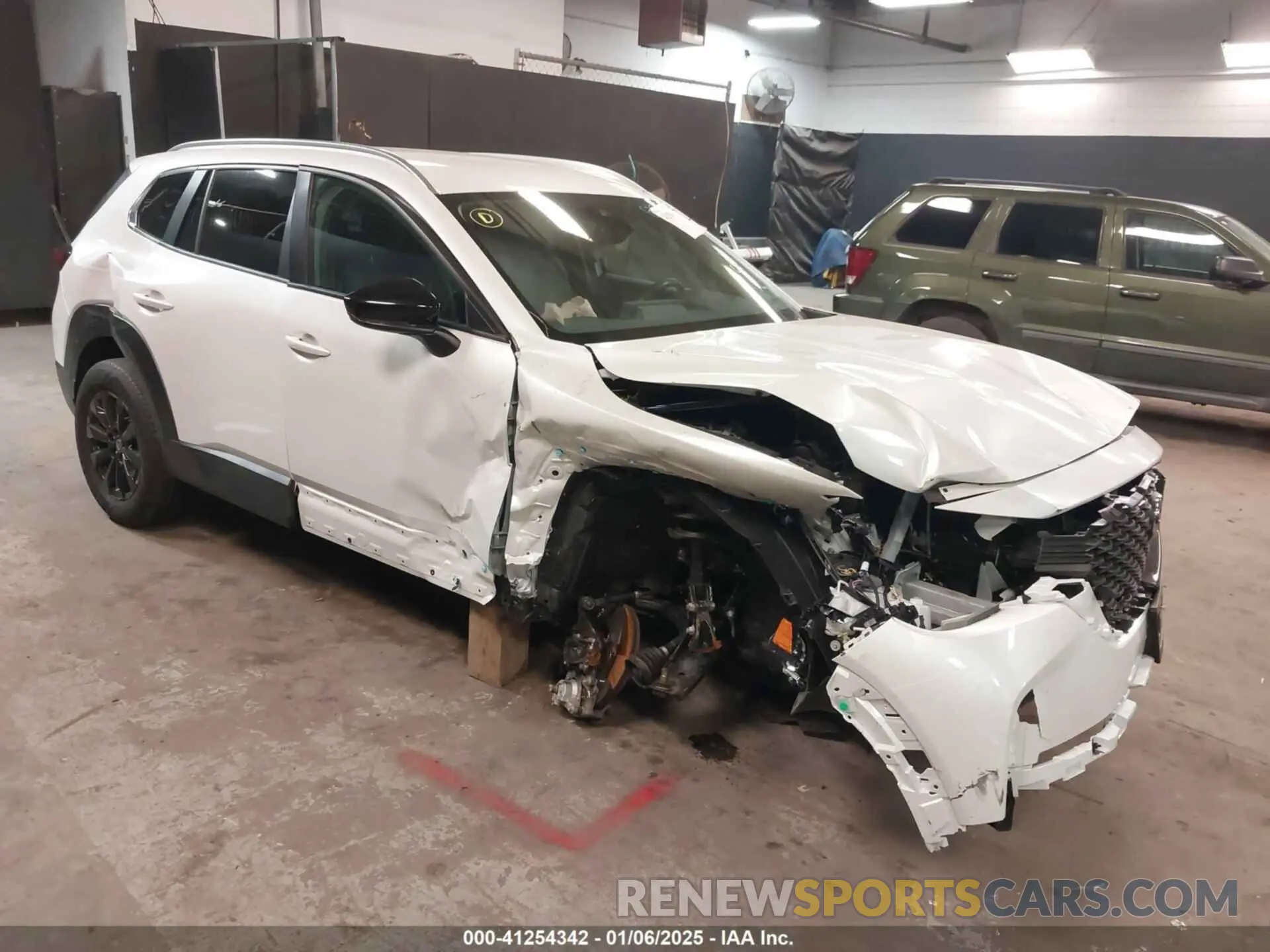 1 Photograph of a damaged car 7MMVABBMXRN213519 MAZDA CX-50 2024