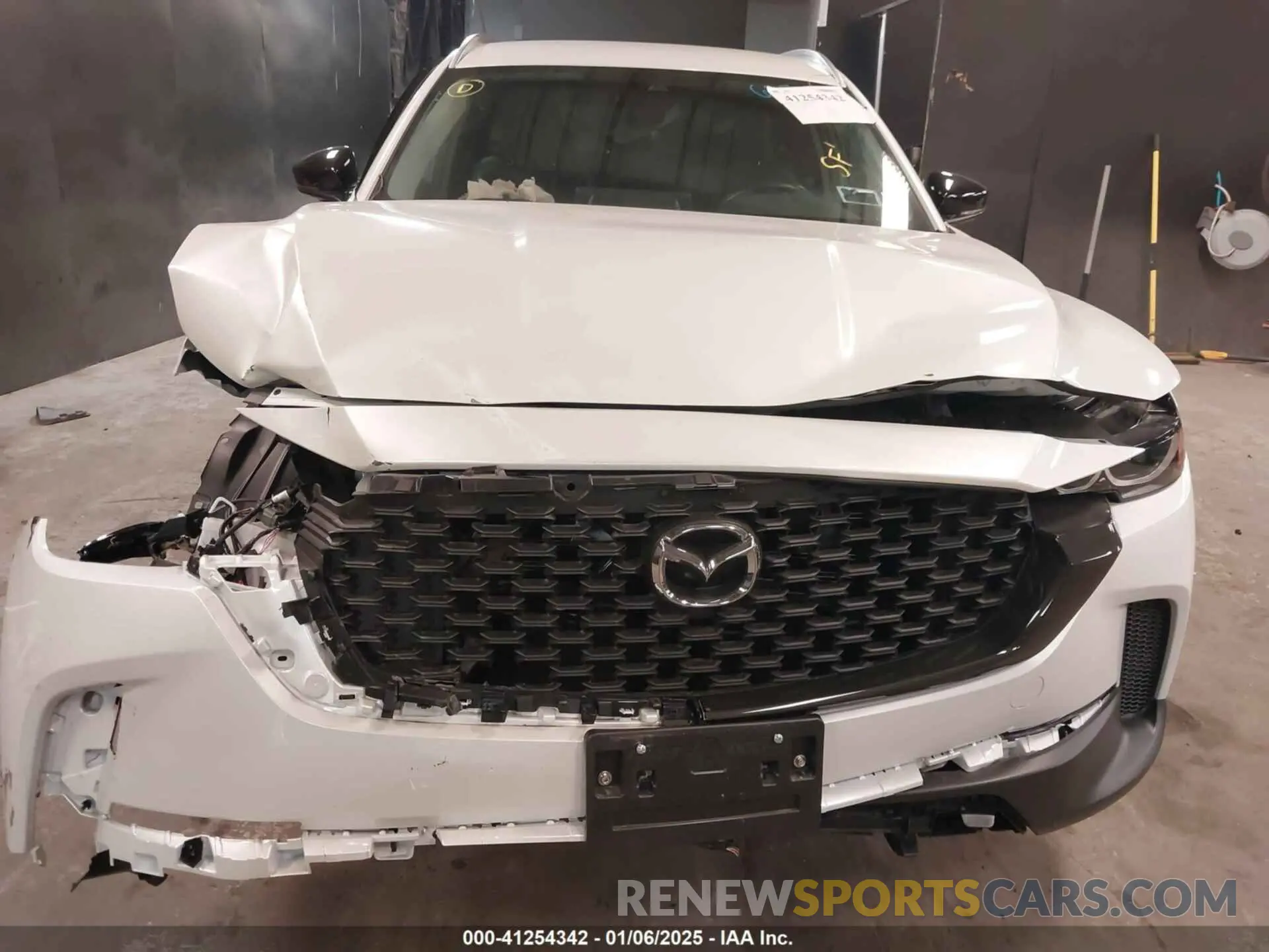 11 Photograph of a damaged car 7MMVABBMXRN213519 MAZDA CX-50 2024