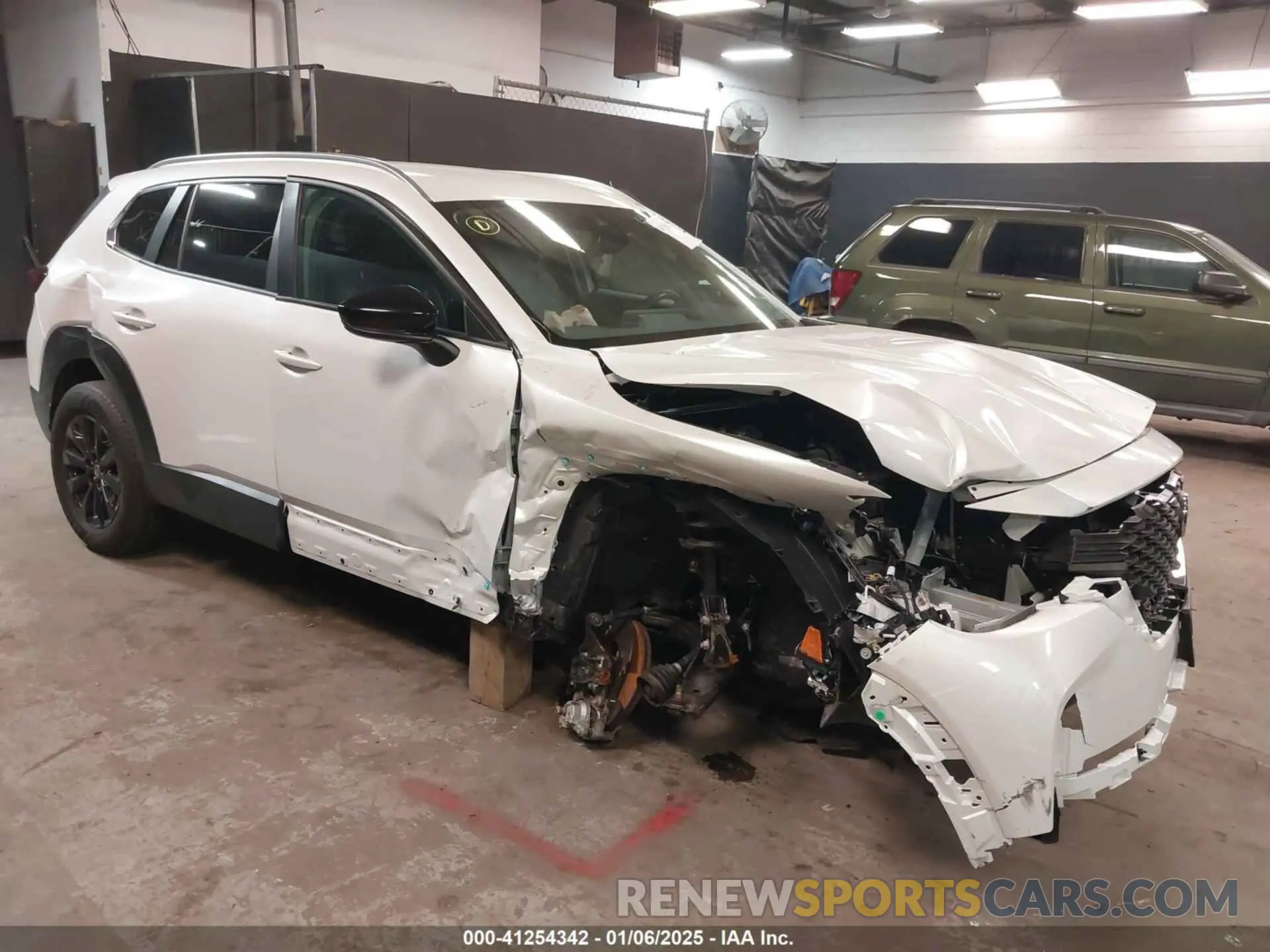 6 Photograph of a damaged car 7MMVABBMXRN213519 MAZDA CX-50 2024