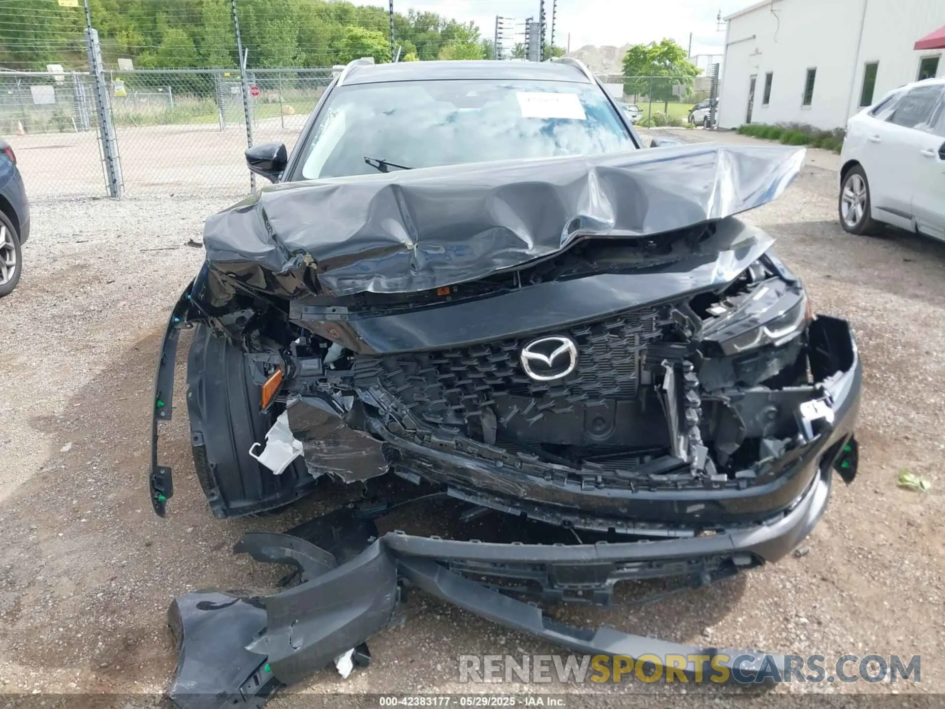 12 Photograph of a damaged car 7MMVABDM0RN185128 MAZDA CX-50 2024