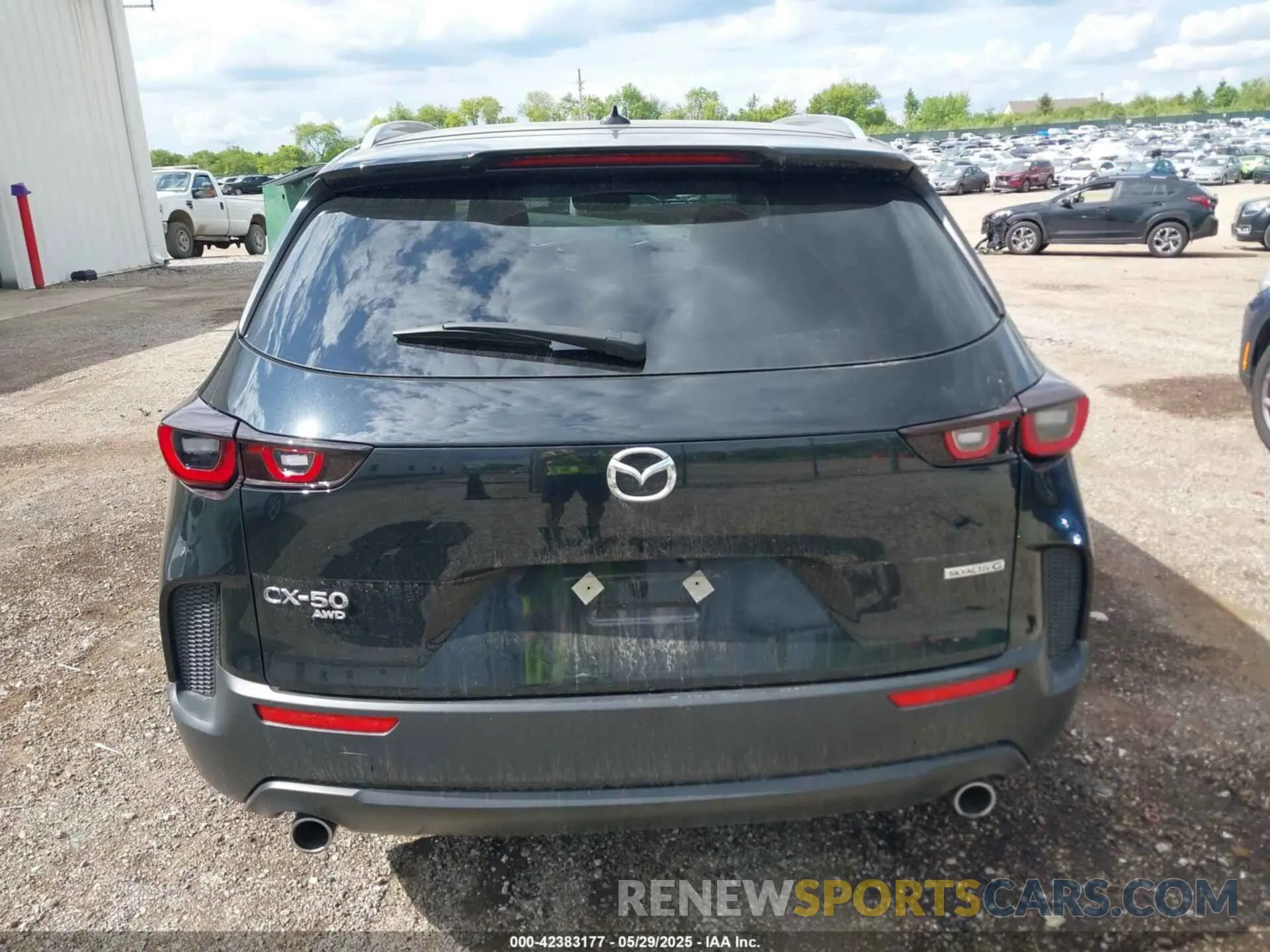 16 Photograph of a damaged car 7MMVABDM0RN185128 MAZDA CX-50 2024