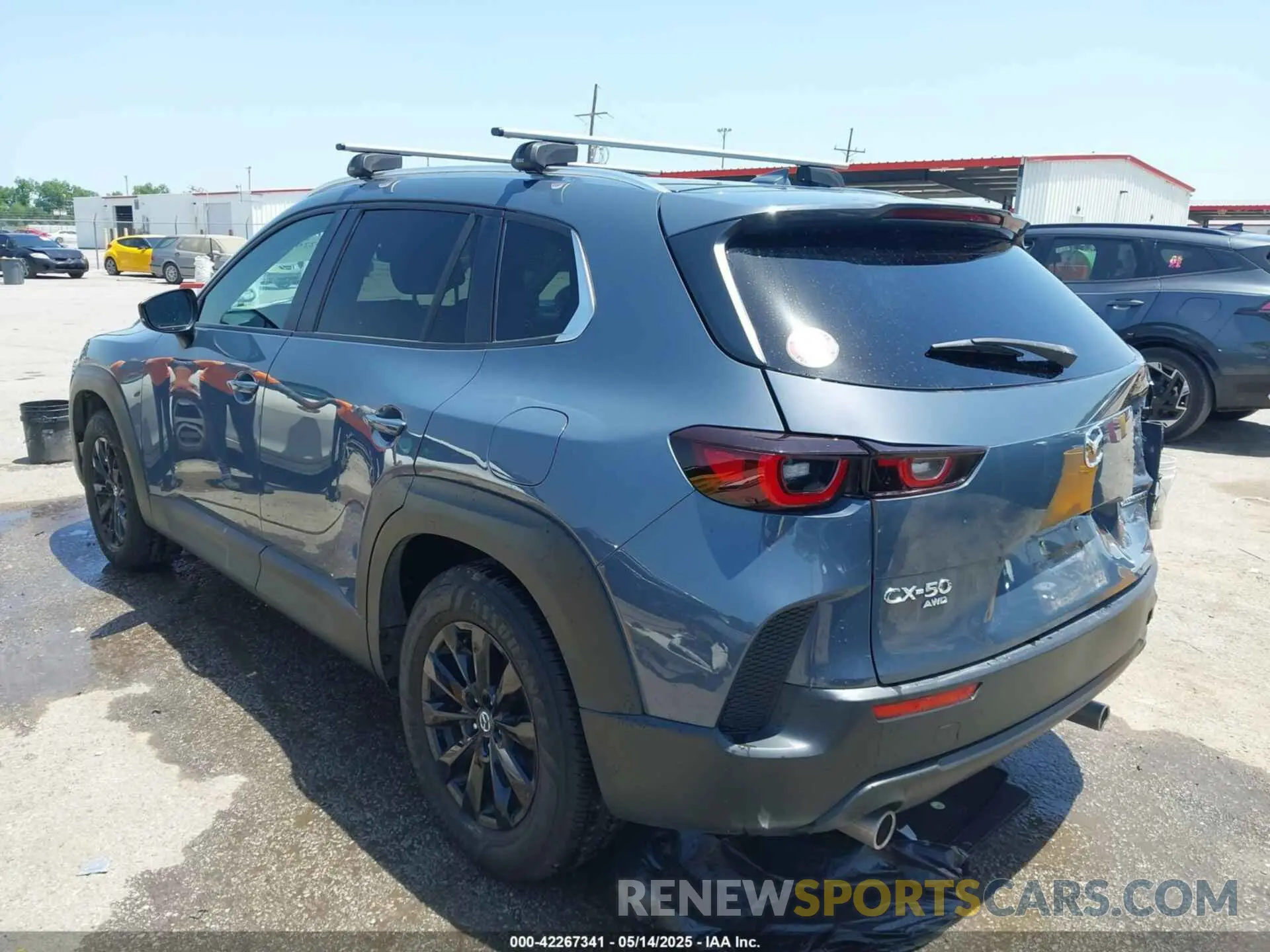 3 Photograph of a damaged car 7MMVABDM3RN196530 MAZDA CX-50 2024