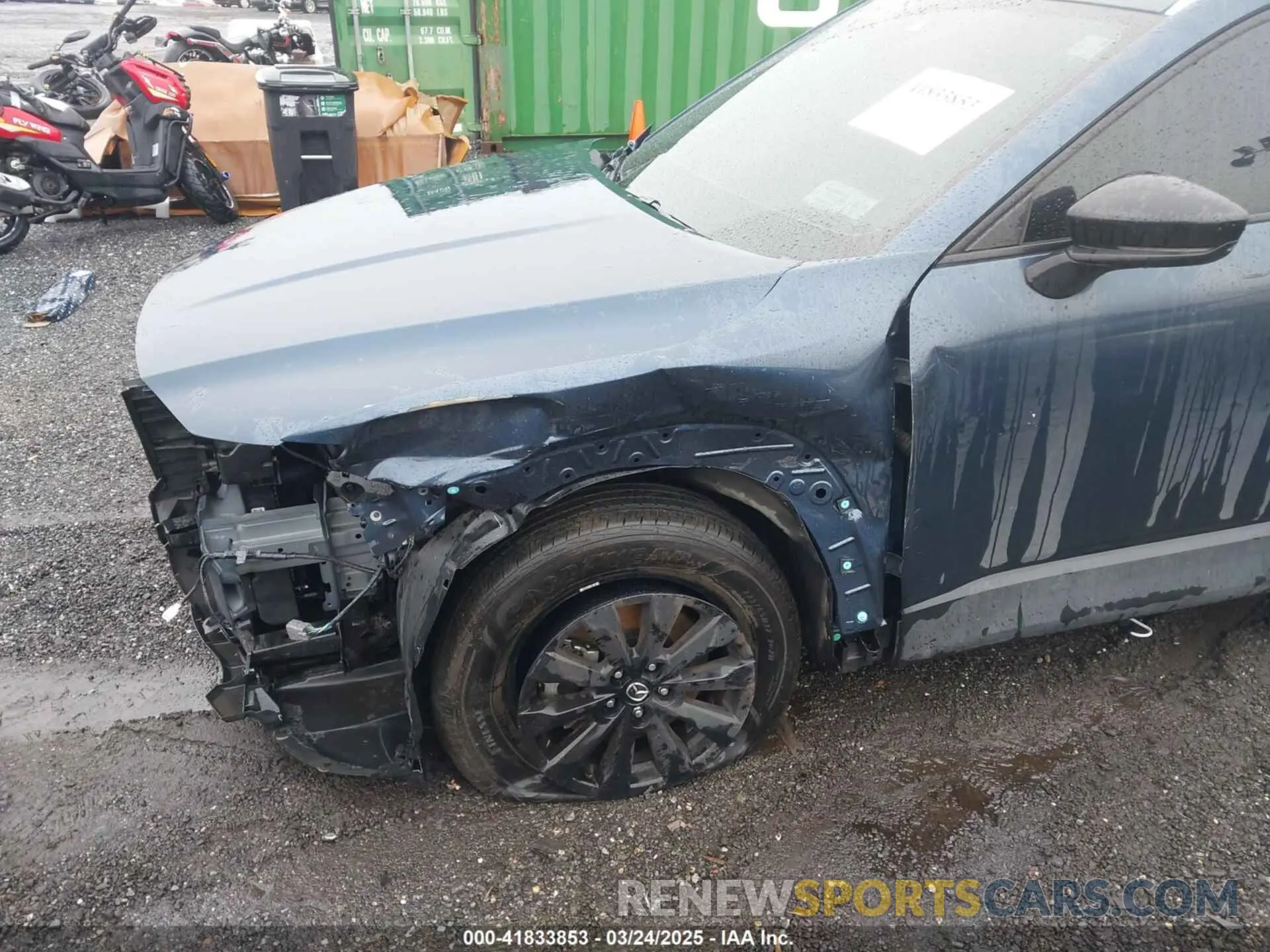 19 Photograph of a damaged car 7MMVABDMXRN175030 MAZDA CX-50 2024