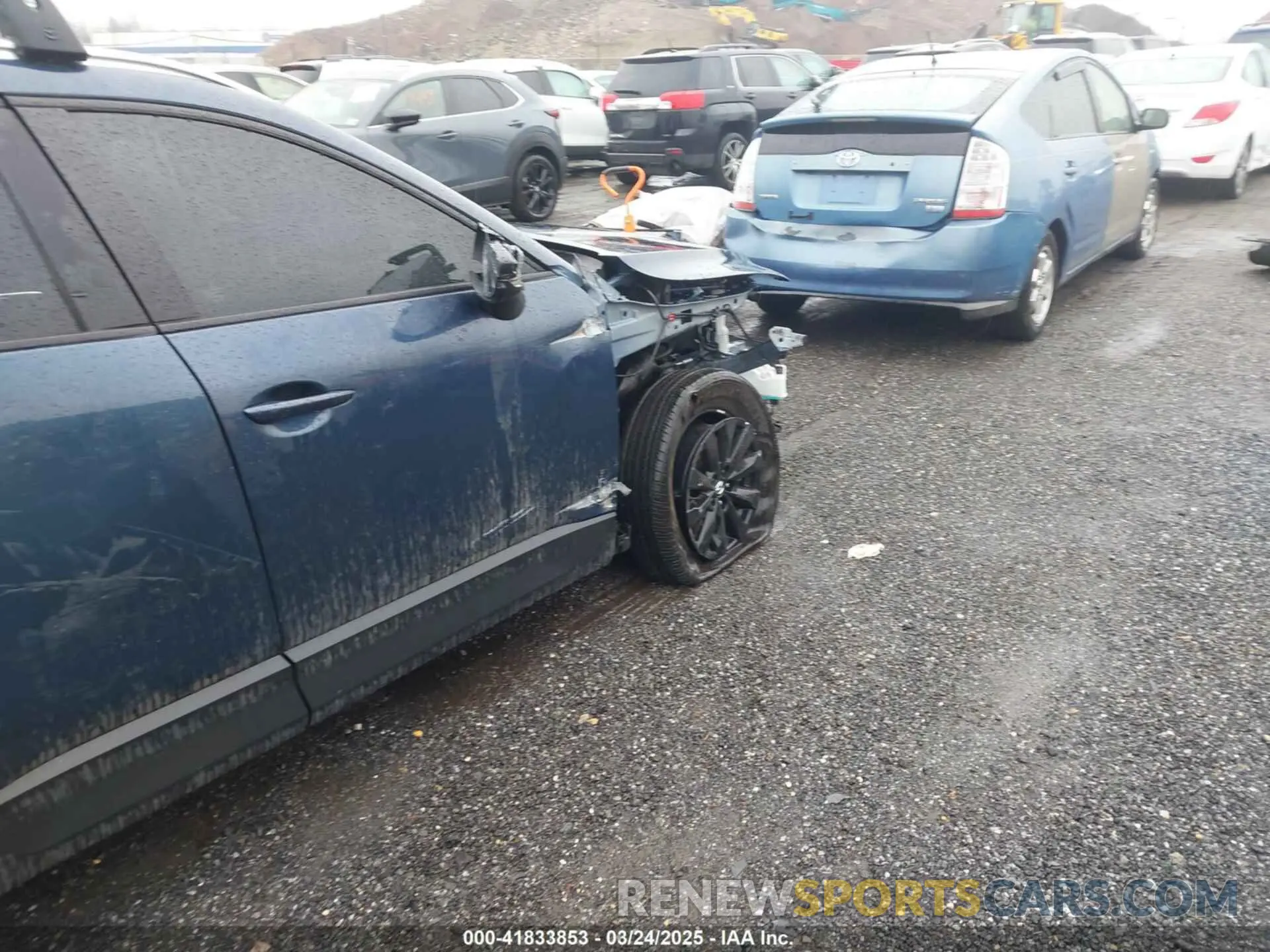 22 Photograph of a damaged car 7MMVABDMXRN175030 MAZDA CX-50 2024