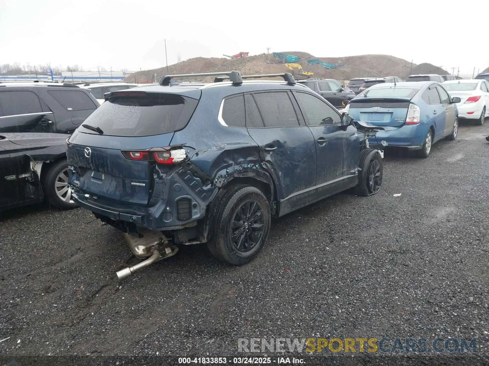 4 Photograph of a damaged car 7MMVABDMXRN175030 MAZDA CX-50 2024