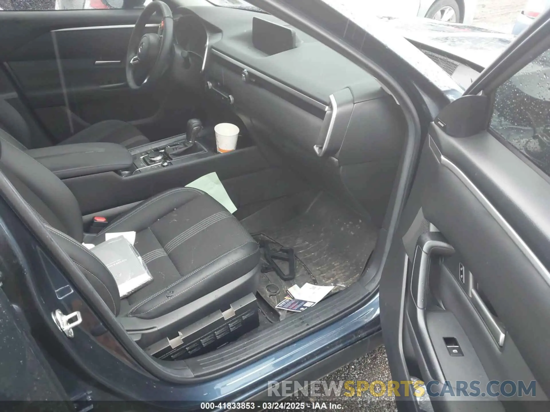 5 Photograph of a damaged car 7MMVABDMXRN175030 MAZDA CX-50 2024