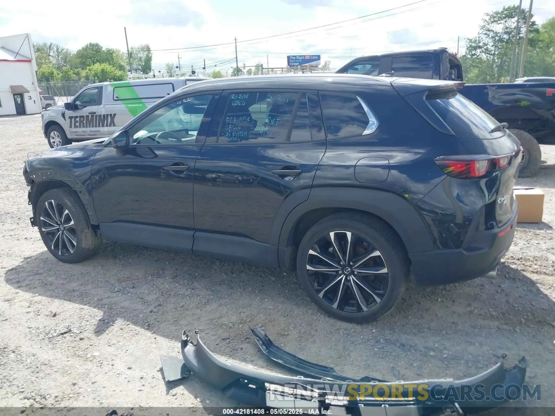 3 Photograph of a damaged car 7MMVABEM3RN168676 MAZDA CX-50 2024