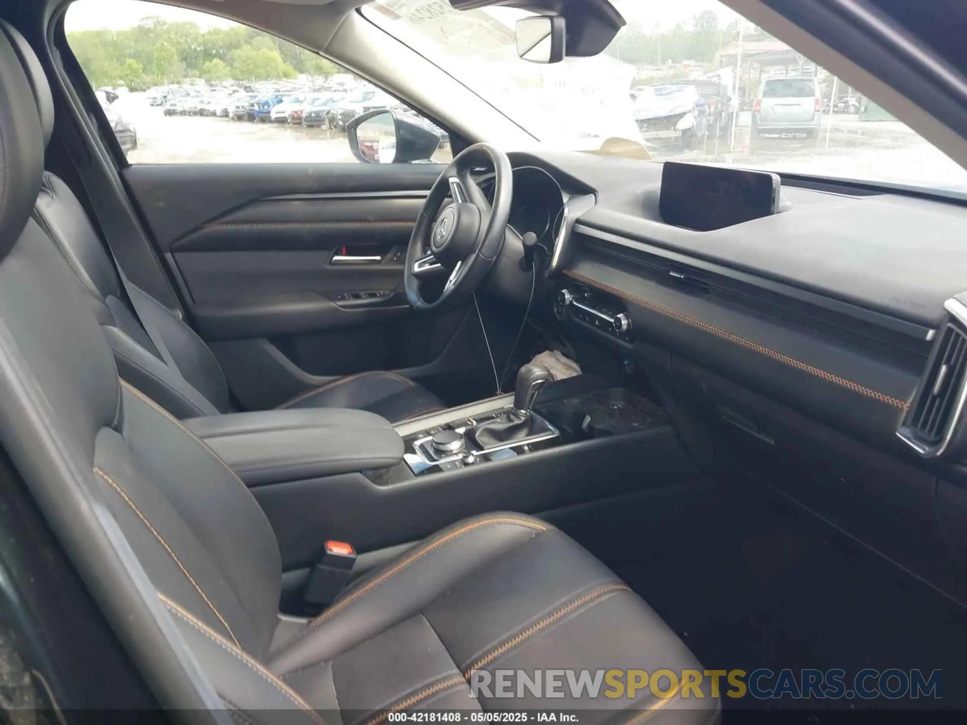 5 Photograph of a damaged car 7MMVABEM3RN168676 MAZDA CX-50 2024