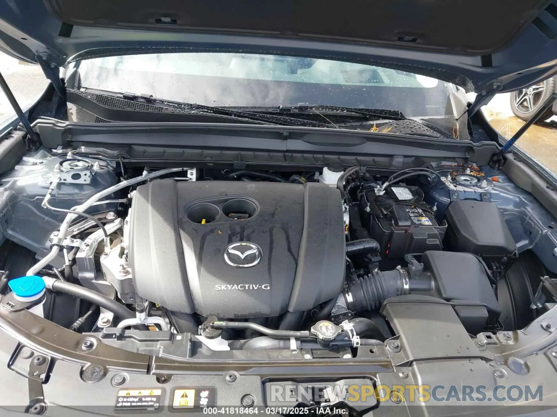 10 Photograph of a damaged car 7MMVABEM8RN220626 MAZDA CX-50 2024