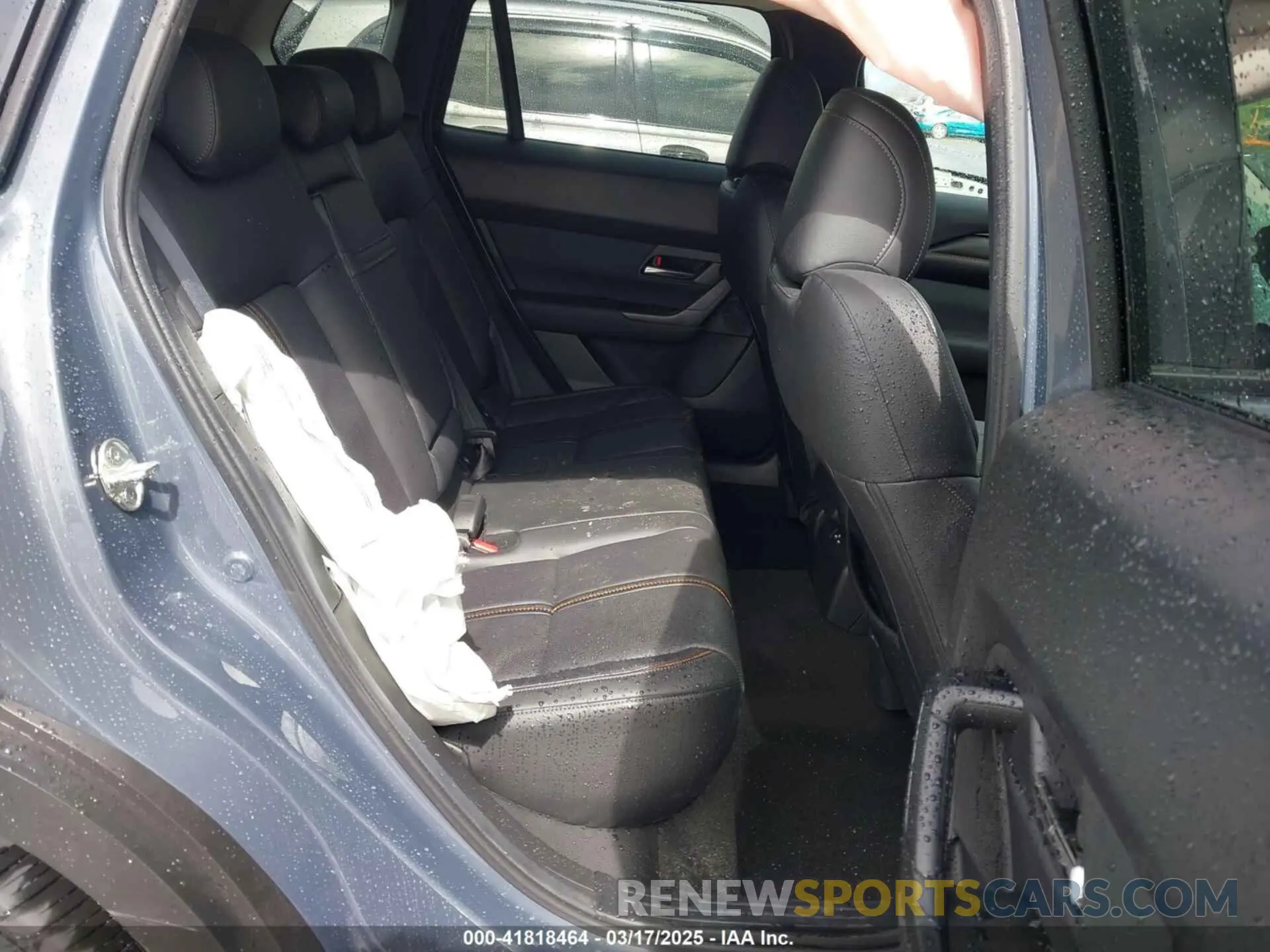 8 Photograph of a damaged car 7MMVABEM8RN220626 MAZDA CX-50 2024