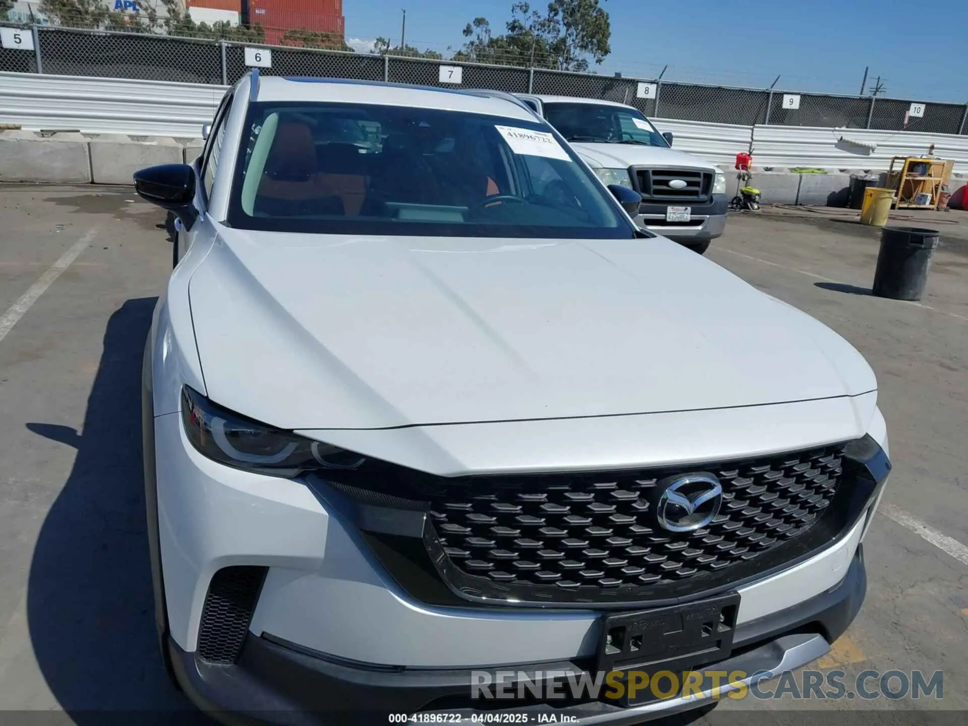 12 Фотография поврежденного автомобиля 7MMVABXY5RN205758 MAZDA CX-50 2024