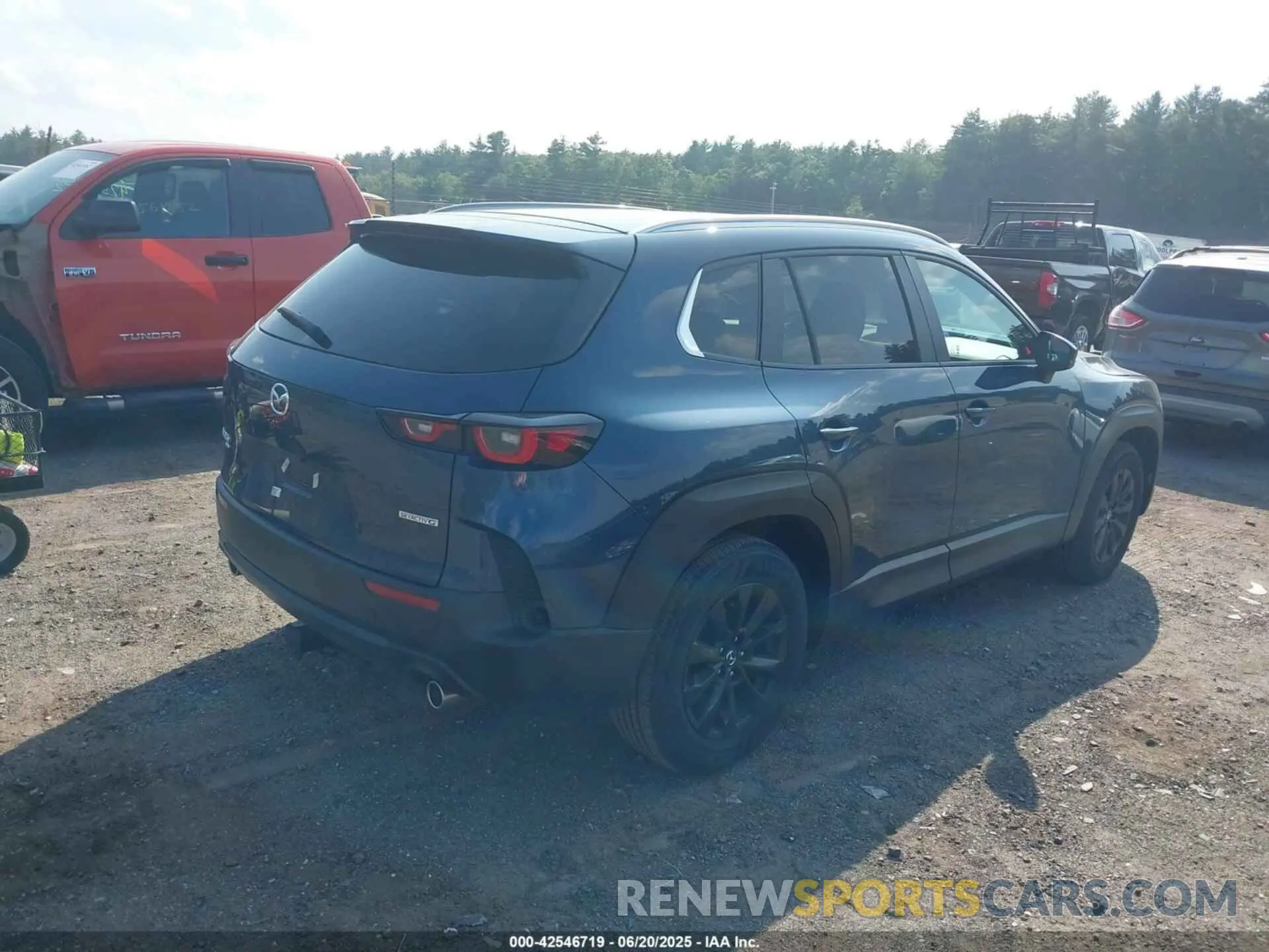 4 Photograph of a damaged car 7MMVABAM7SN337478 MAZDA CX-50 2025