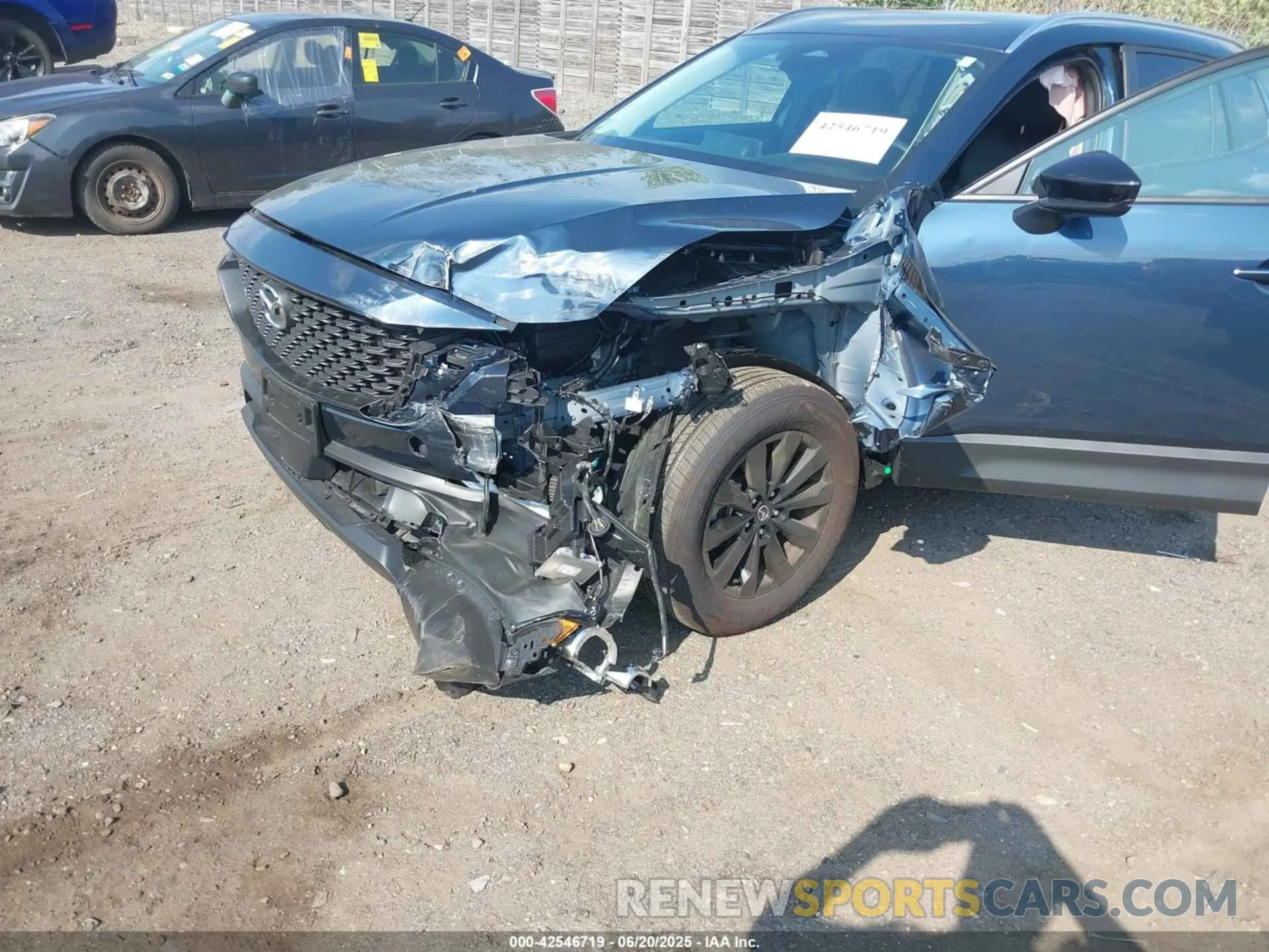 6 Photograph of a damaged car 7MMVABAM7SN337478 MAZDA CX-50 2025