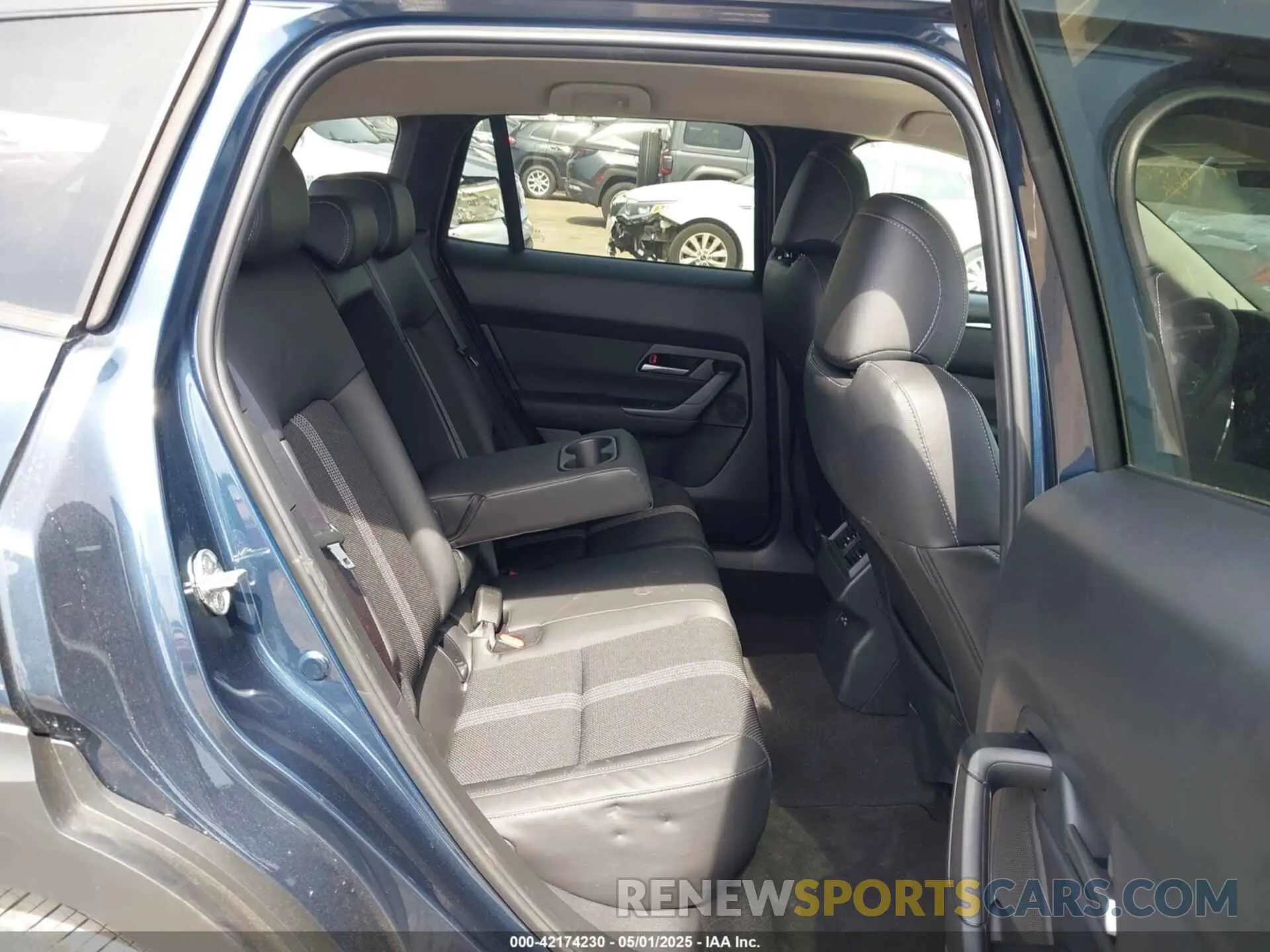 8 Фотография поврежденного автомобиля 7MMVABBM1SN346708 MAZDA CX-50 2025