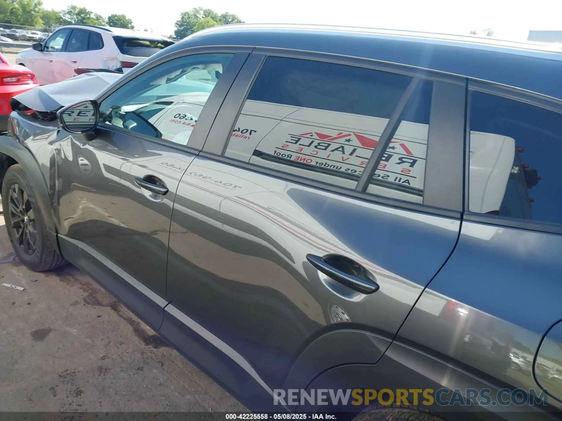 14 Photograph of a damaged car 7MMVABBM5SN305546 MAZDA CX-50 2025