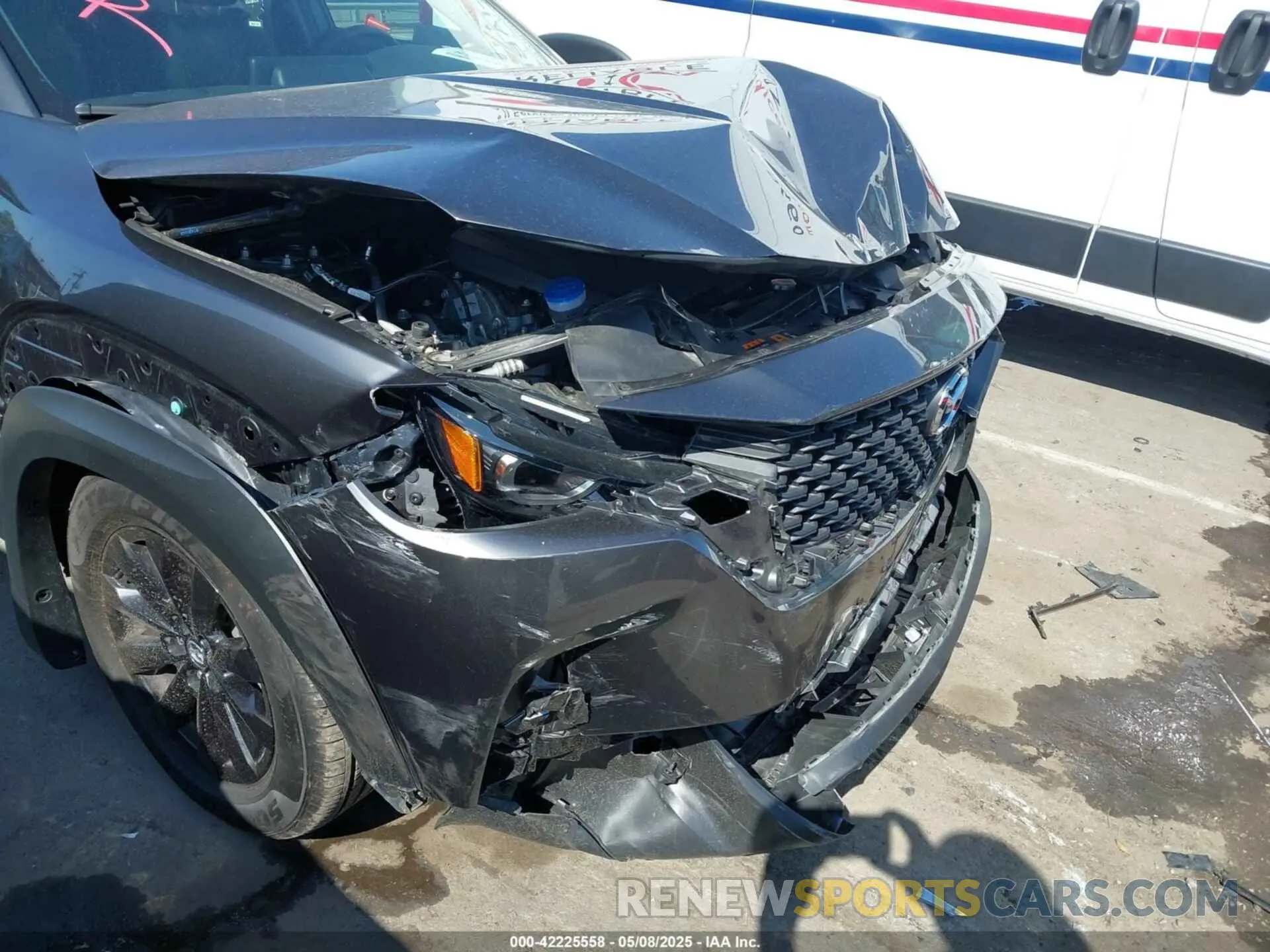 18 Photograph of a damaged car 7MMVABBM5SN305546 MAZDA CX-50 2025