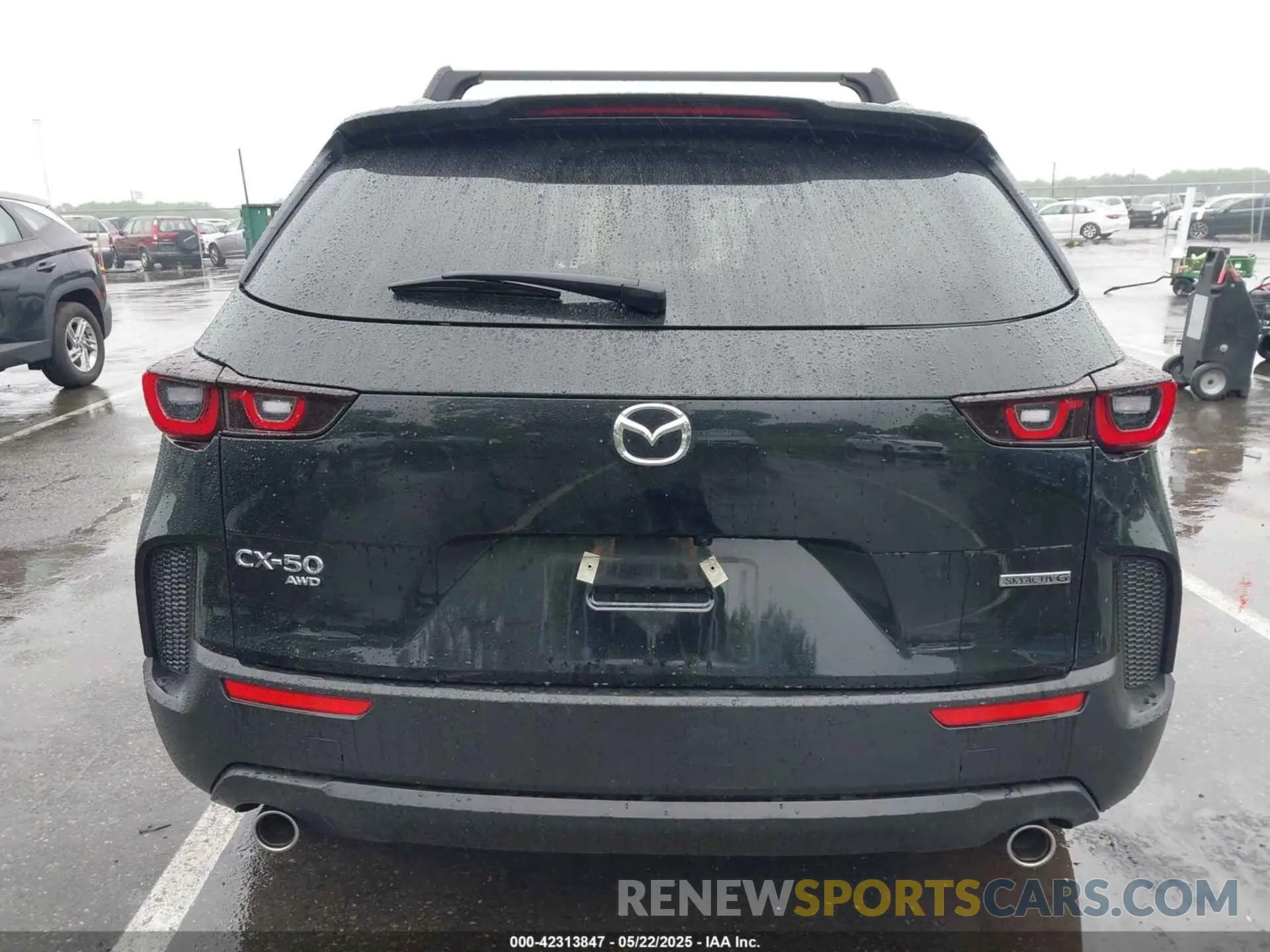 16 Фотография поврежденного автомобиля 7MMVABBM6SN311548 MAZDA CX-50 2025