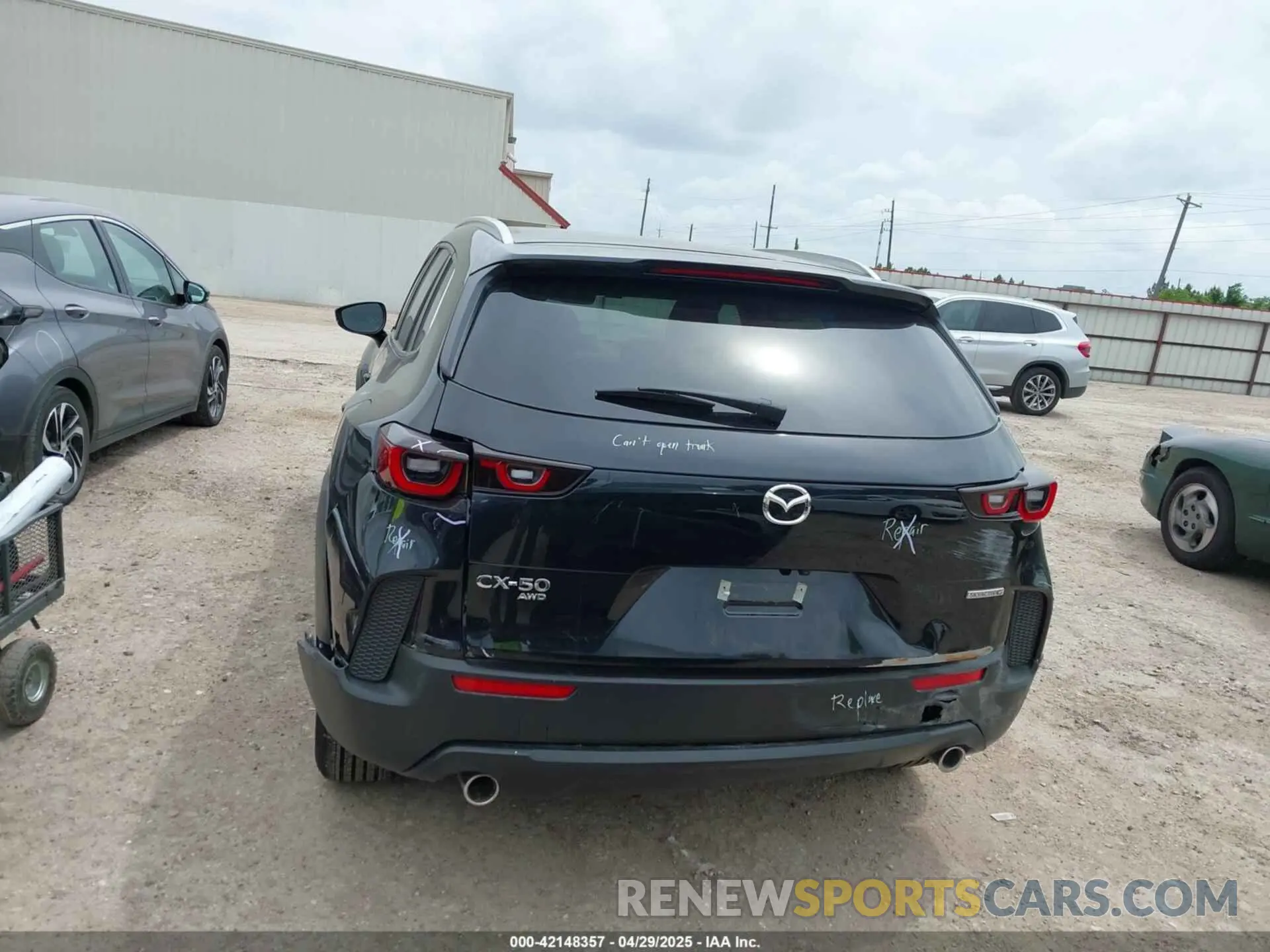 16 Photograph of a damaged car 7MMVABBM7SN341657 MAZDA CX-50 2025