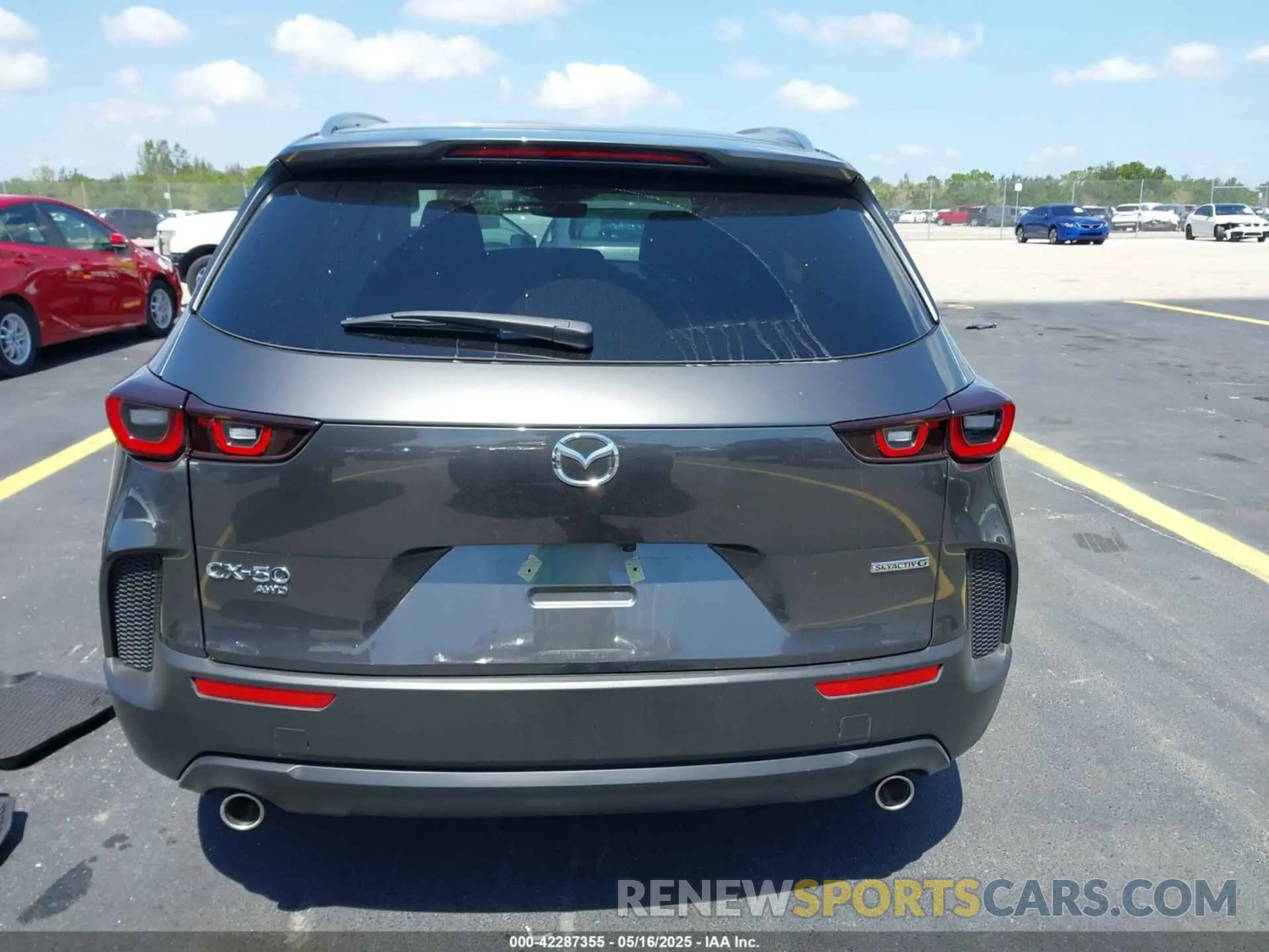17 Photograph of a damaged car 7MMVABBM9SN316758 MAZDA CX-50 2025