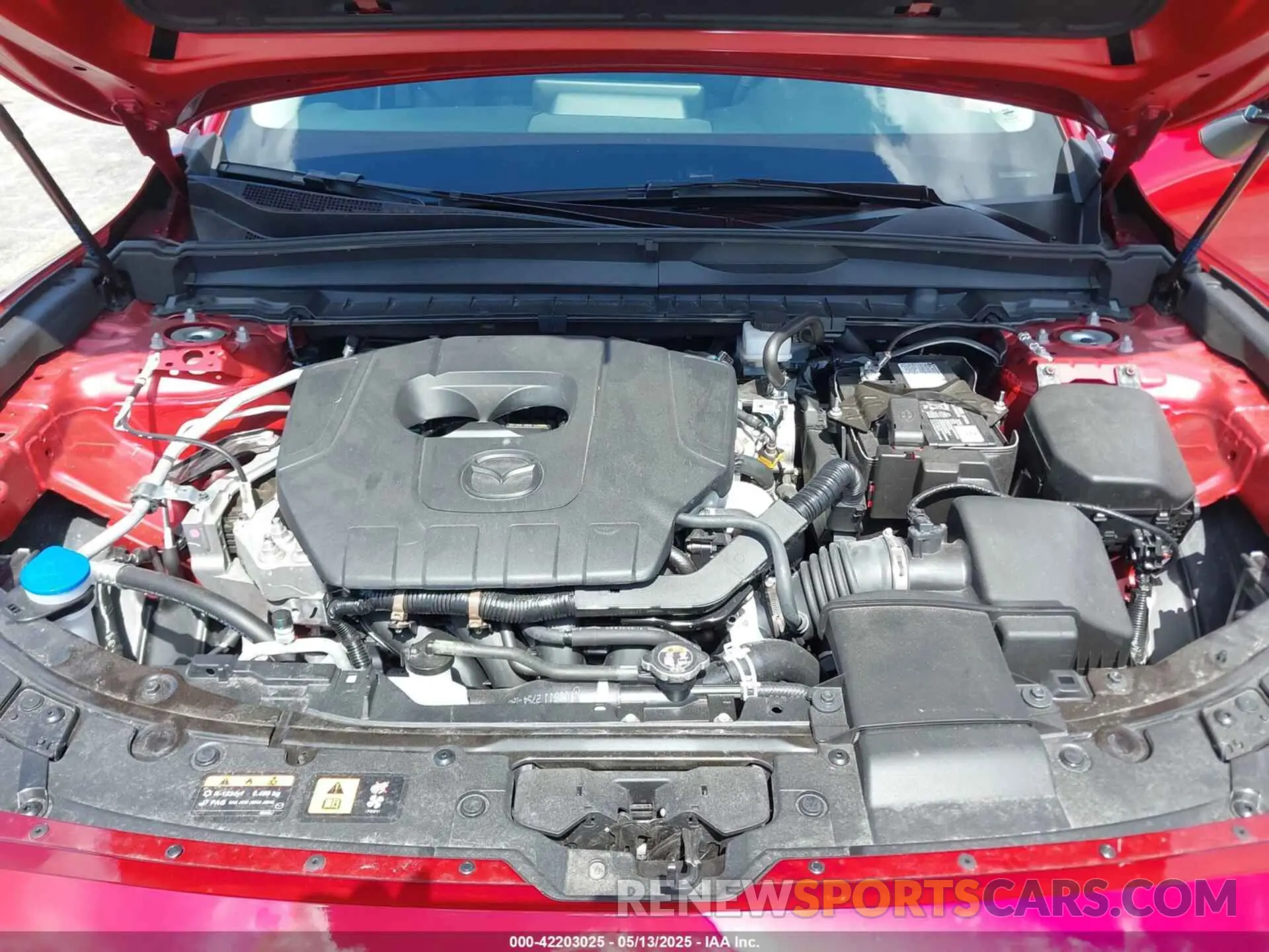 10 Photograph of a damaged car 7MMVABBM9SN332278 MAZDA CX-50 2025