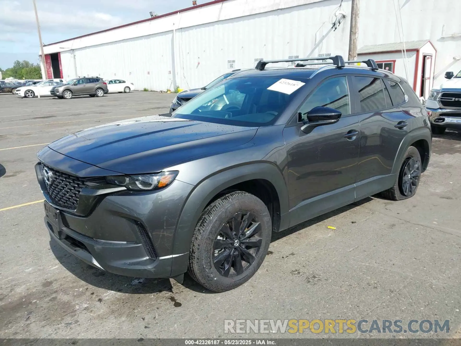 2 Photograph of a damaged car 7MMVABDM3SN313271 MAZDA CX-50 2025