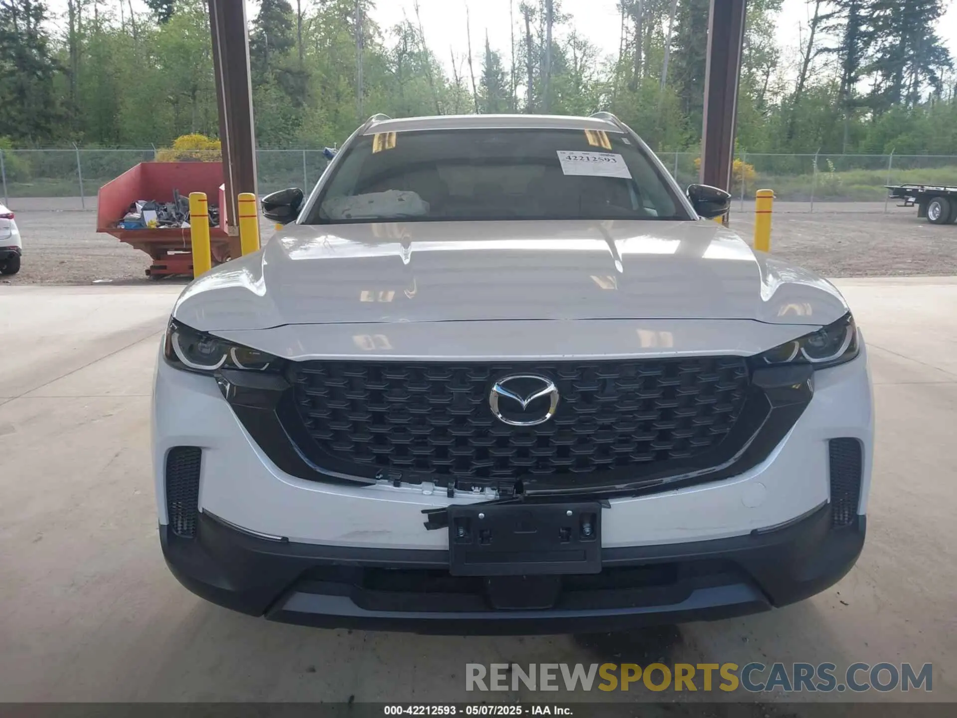 12 Photograph of a damaged car 7MMVABDM9SN337431 MAZDA CX-50 2025
