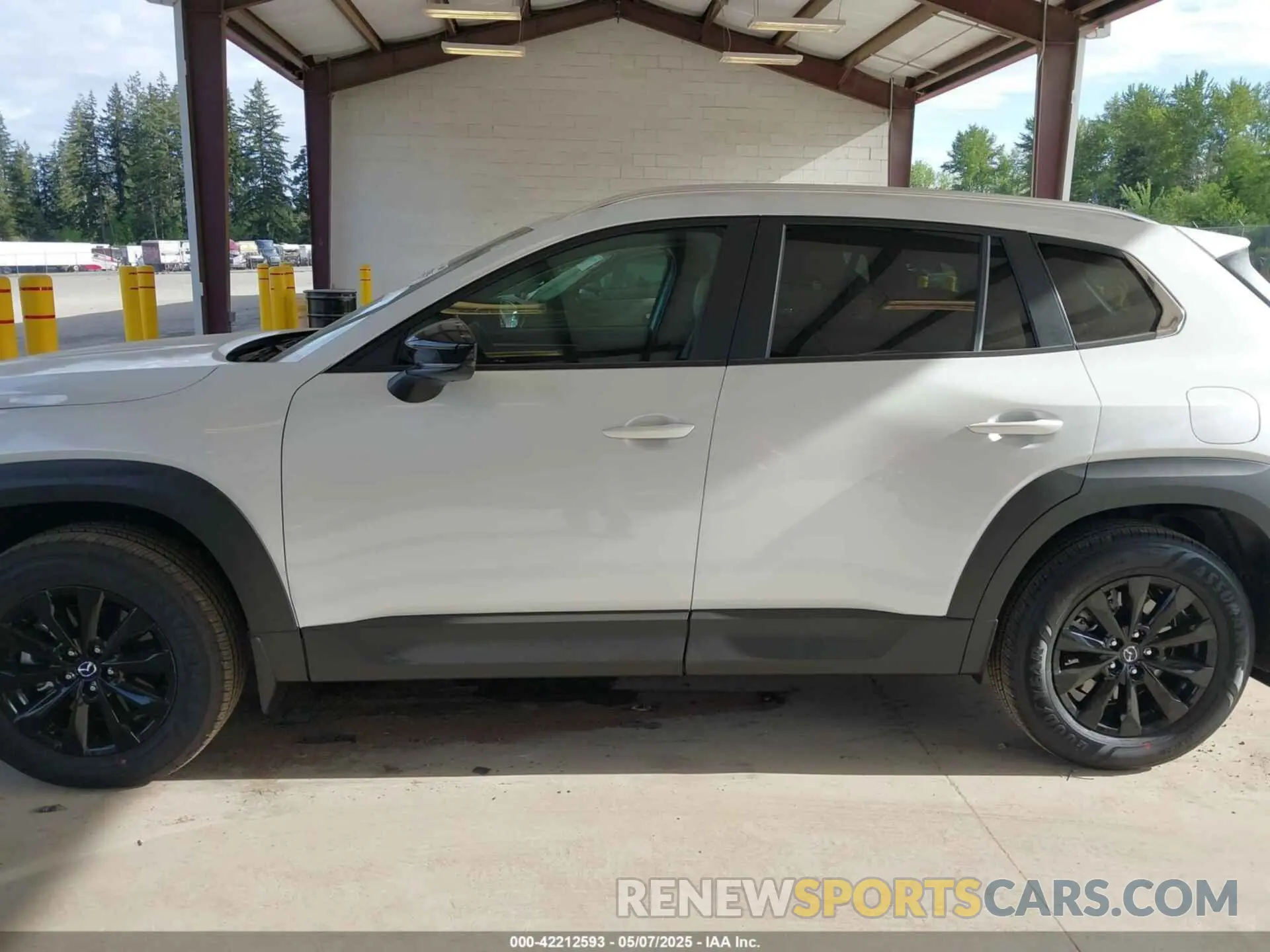 14 Photograph of a damaged car 7MMVABDM9SN337431 MAZDA CX-50 2025