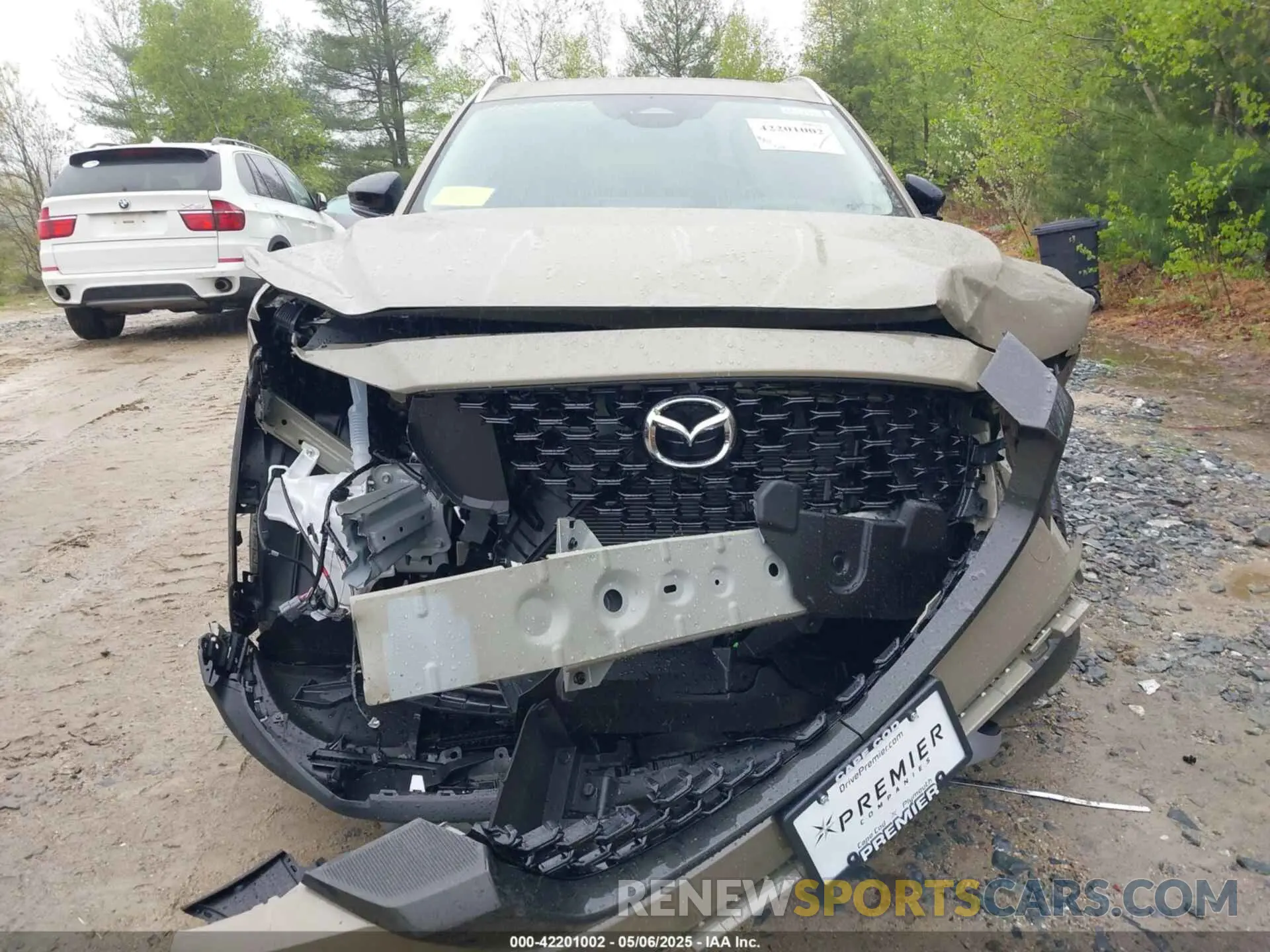 12 Photograph of a damaged car 7MMVABDY2SN339010 MAZDA CX-50 2025