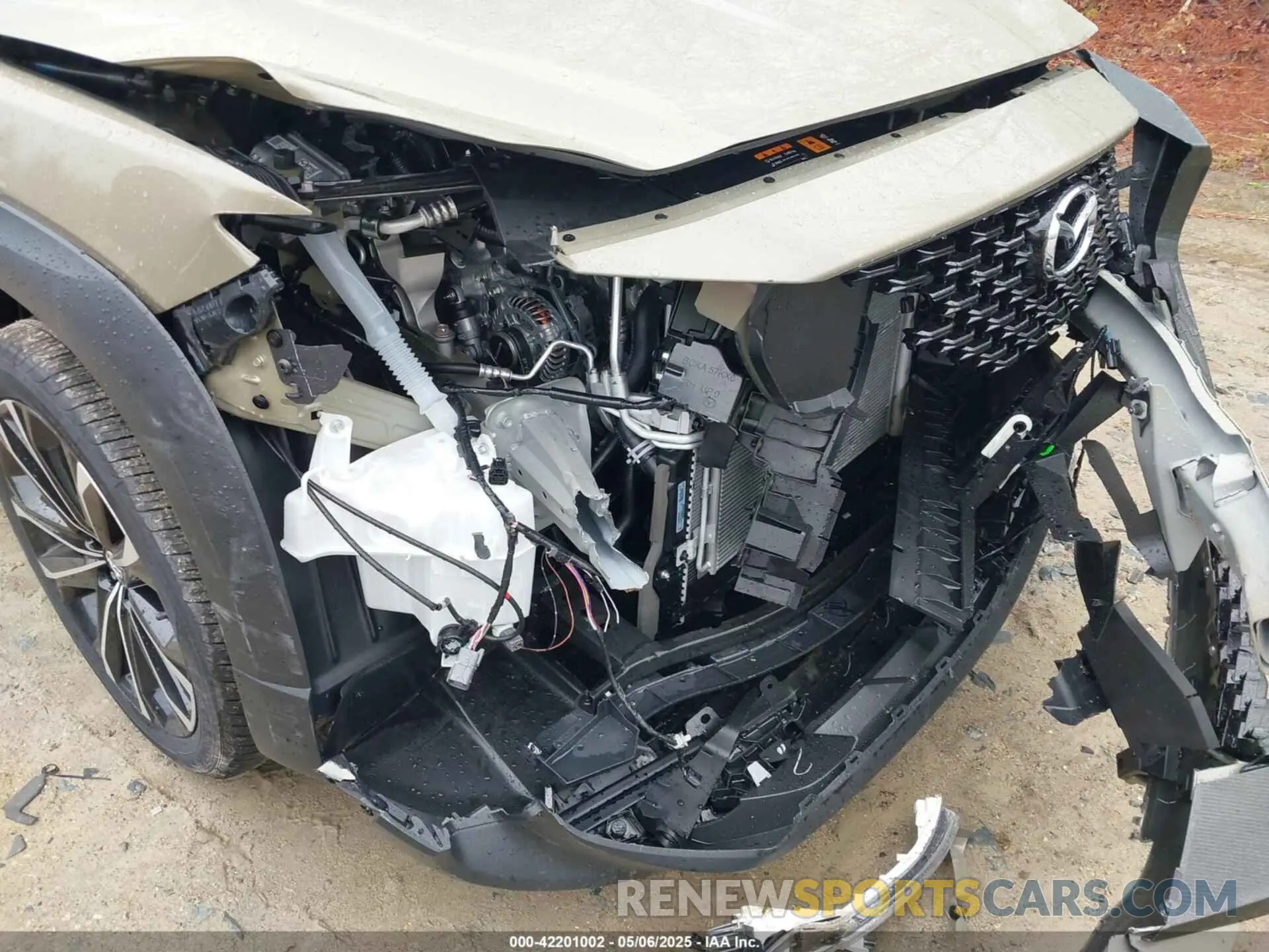 18 Photograph of a damaged car 7MMVABDY2SN339010 MAZDA CX-50 2025