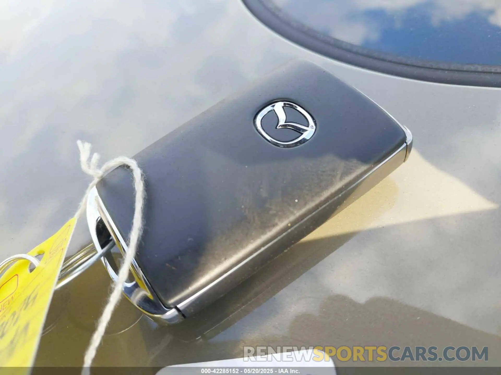11 Photograph of a damaged car 7MMVABDY3SN325066 MAZDA CX-50 2025