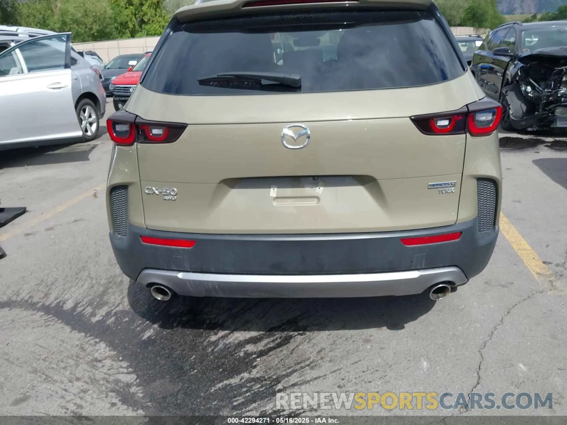 15 Photograph of a damaged car 7MMVABXY1SN329306 MAZDA CX-50 2025