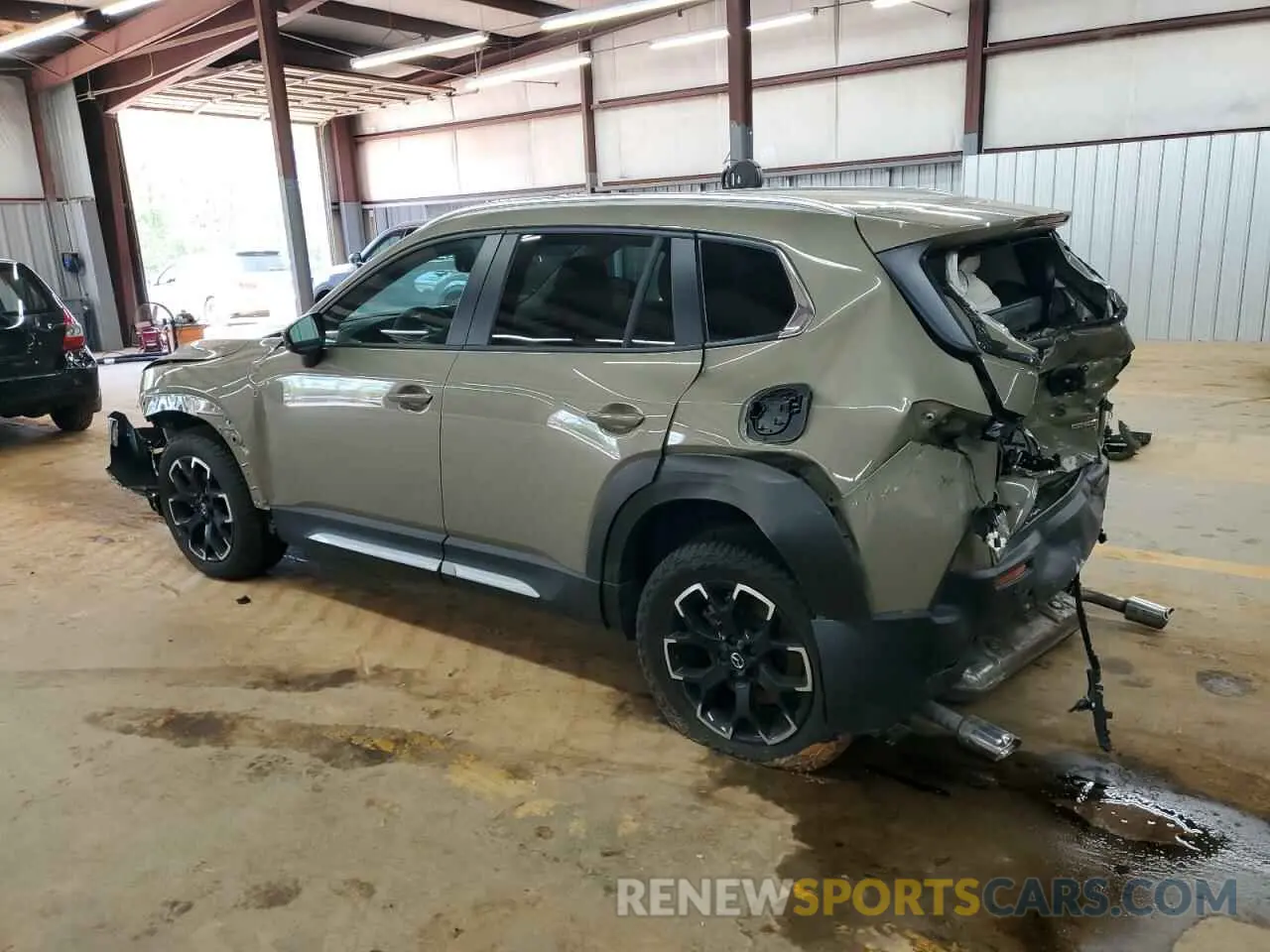 2 Photograph of a damaged car 7MMVABXY8RN229598 MAZDA CX-50 BASE 2024