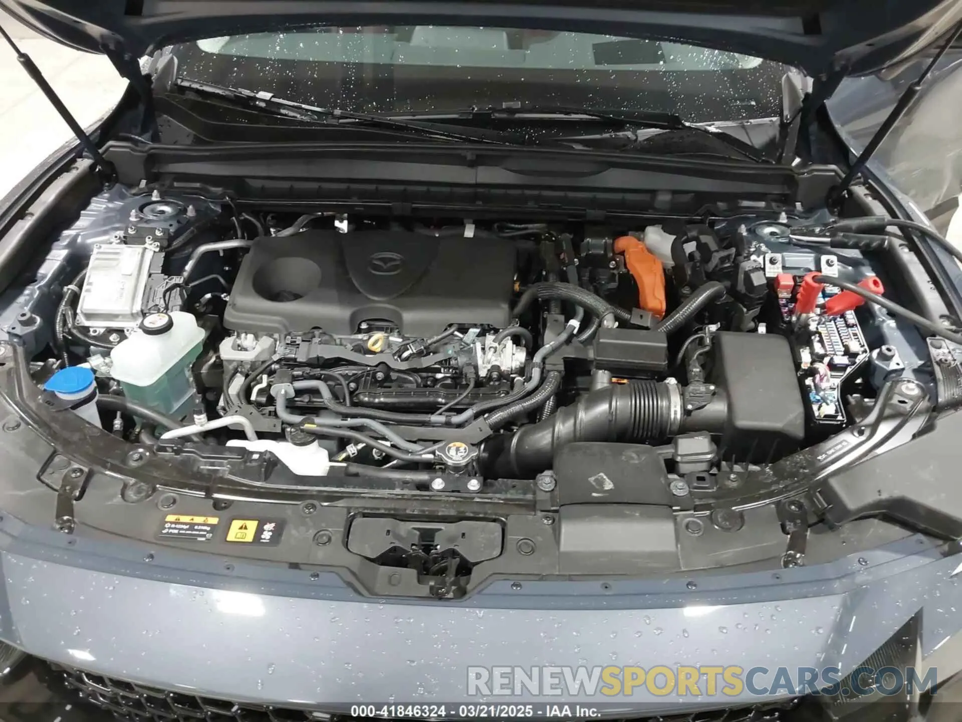 10 Photograph of a damaged car 7MMVAAEW1SN102161 MAZDA CX-50 HYBRID 2025