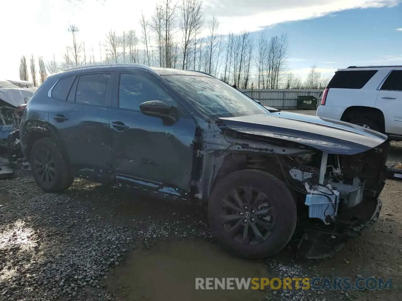 4 Photograph of a damaged car 7MMVABCM1PN120738 MAZDA CX-50 PREF 2023