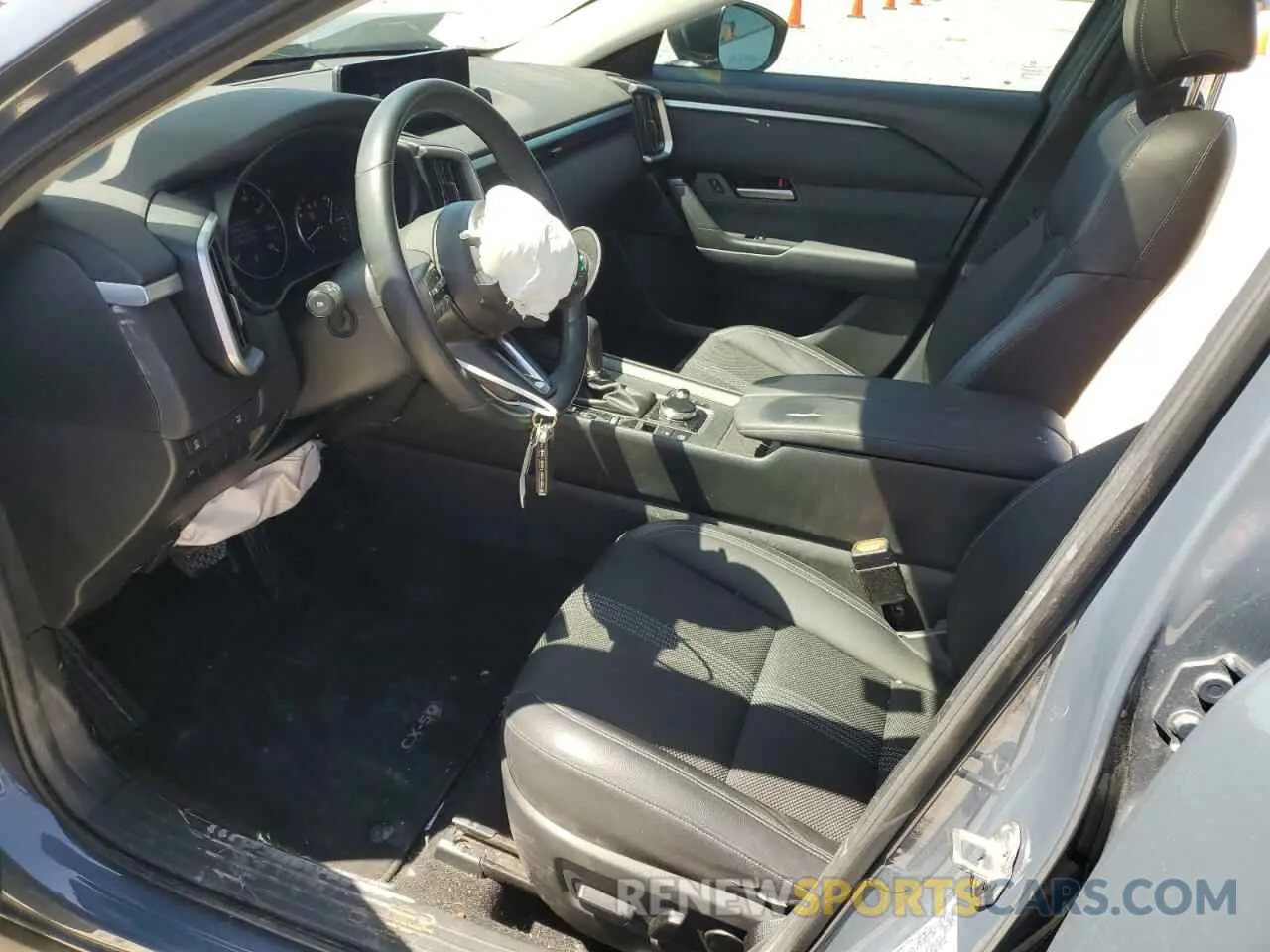 7 Photograph of a damaged car 7MMVABCM5PN110083 MAZDA CX-50 PREF 2023