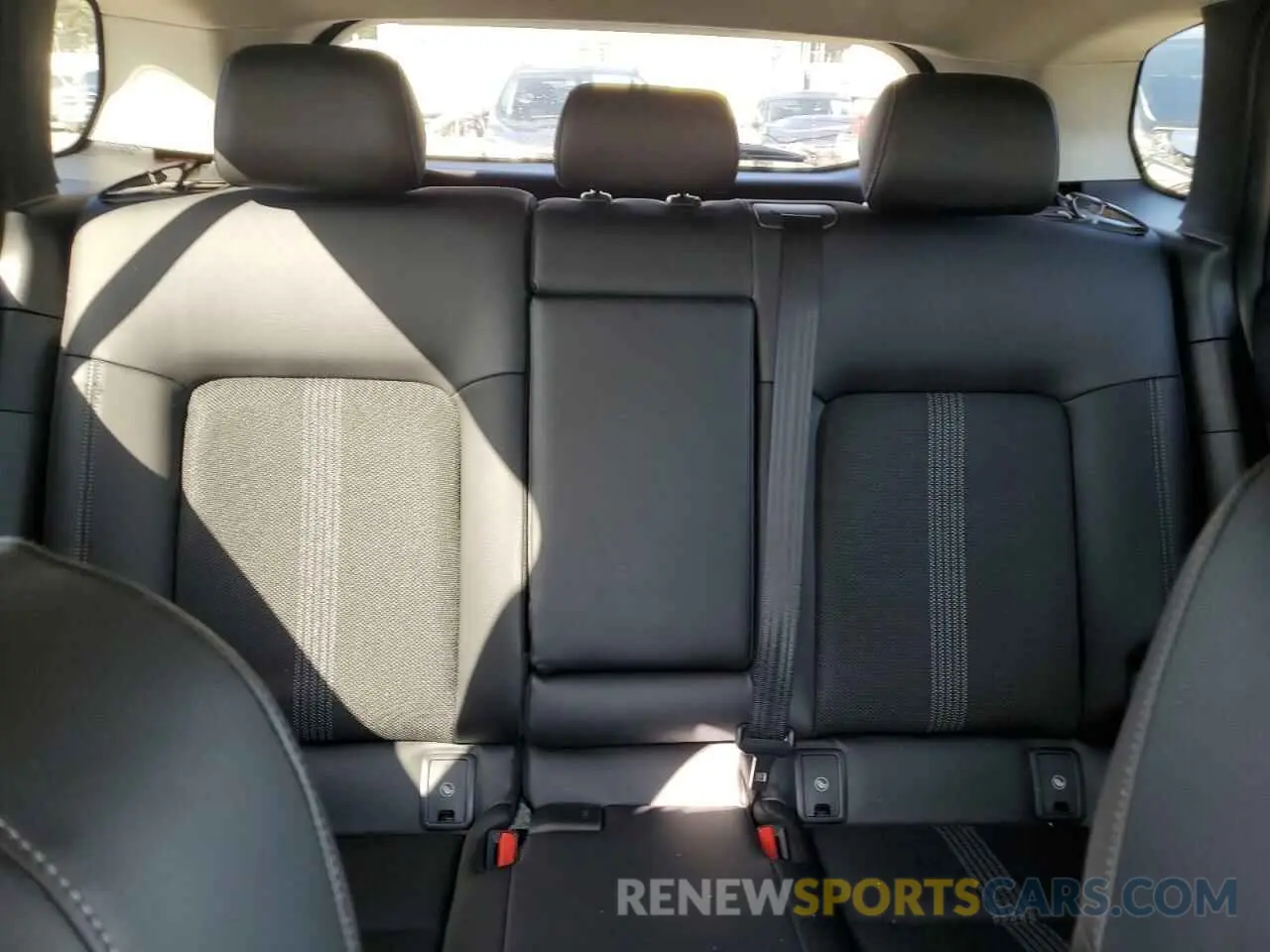 10 Фотография поврежденного автомобиля 7MMVABCM5PN126896 MAZDA CX-50 PREF 2023