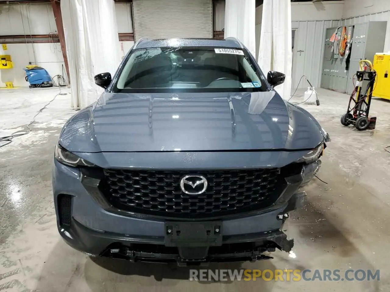 5 Фотография поврежденного автомобиля 7MMVABCM8PN107890 MAZDA CX-50 PREF 2023