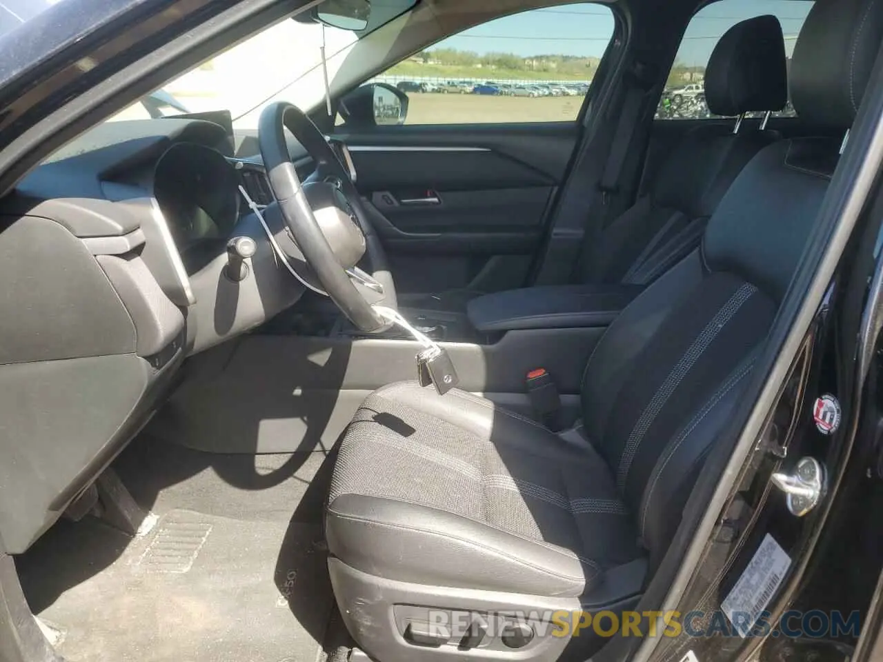 7 Photograph of a damaged car 7MMVABCM8PN132045 MAZDA CX-50 PREF 2023