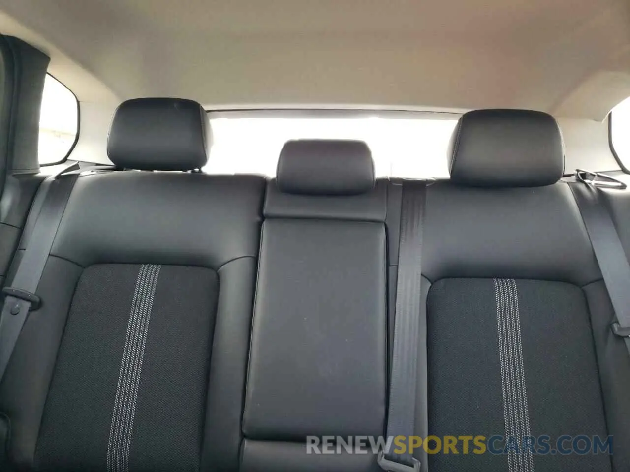 10 Photograph of a damaged car 7MMVABBM6RN206051 MAZDA CX-50 PREF 2024