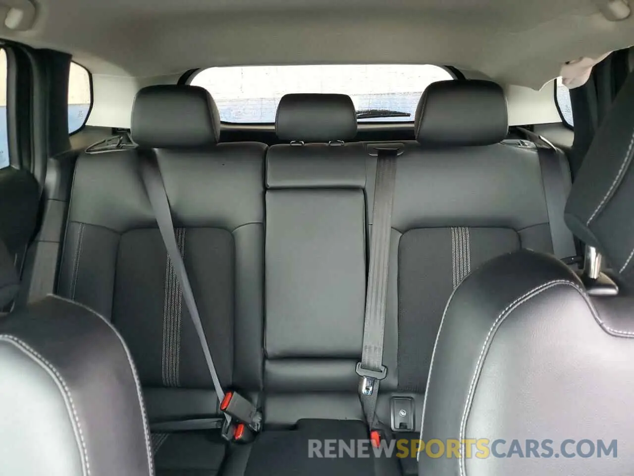 10 Photograph of a damaged car 7MMVABBM2SN308582 MAZDA CX-50 PREF 2025