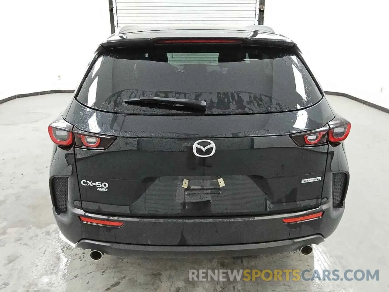 6 Фотография поврежденного автомобиля 7MMVABBM2SN310879 MAZDA CX-50 PREF 2025