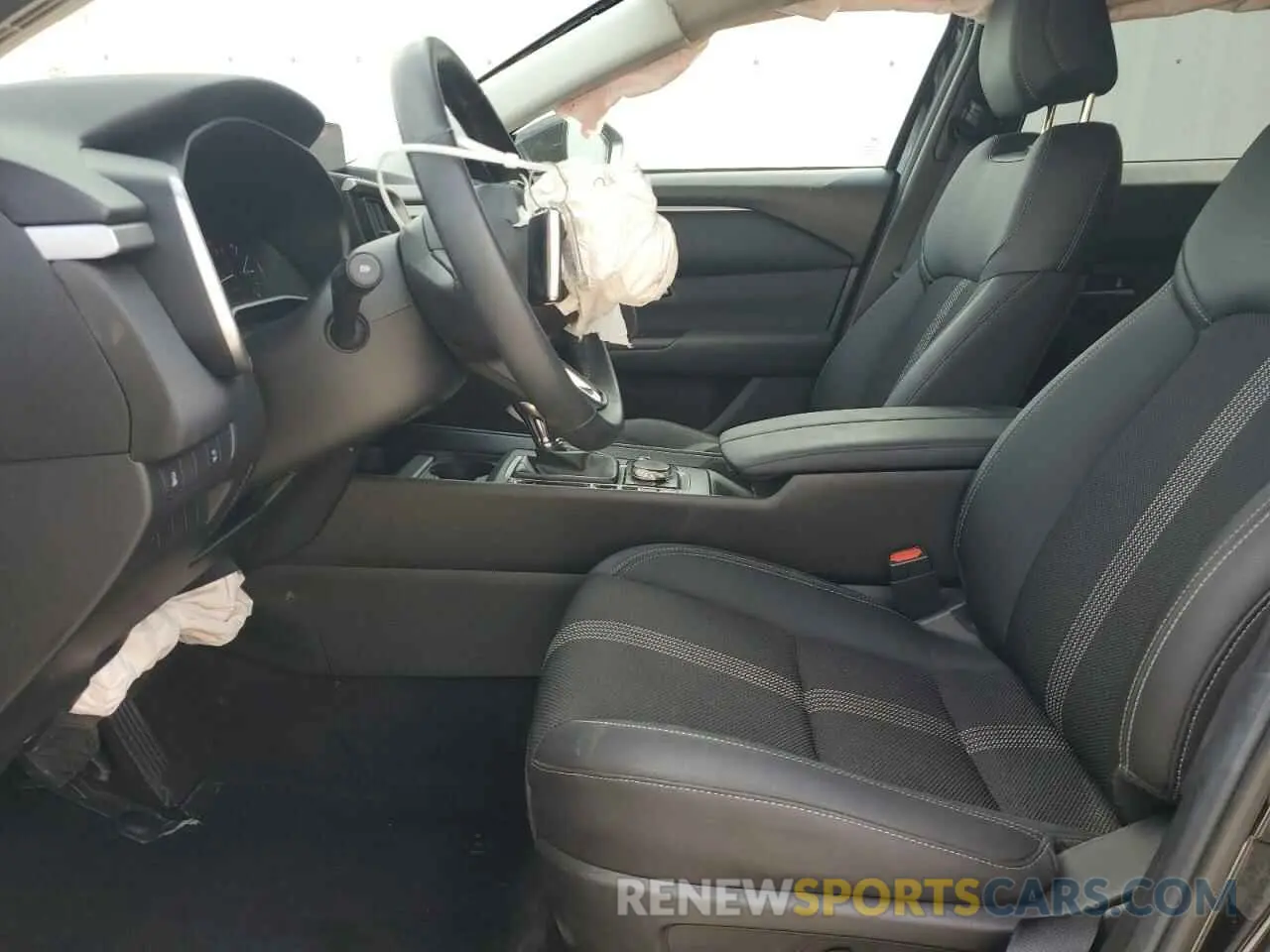 7 Photograph of a damaged car 7MMVABBMXSN319510 MAZDA CX-50 PREF 2025