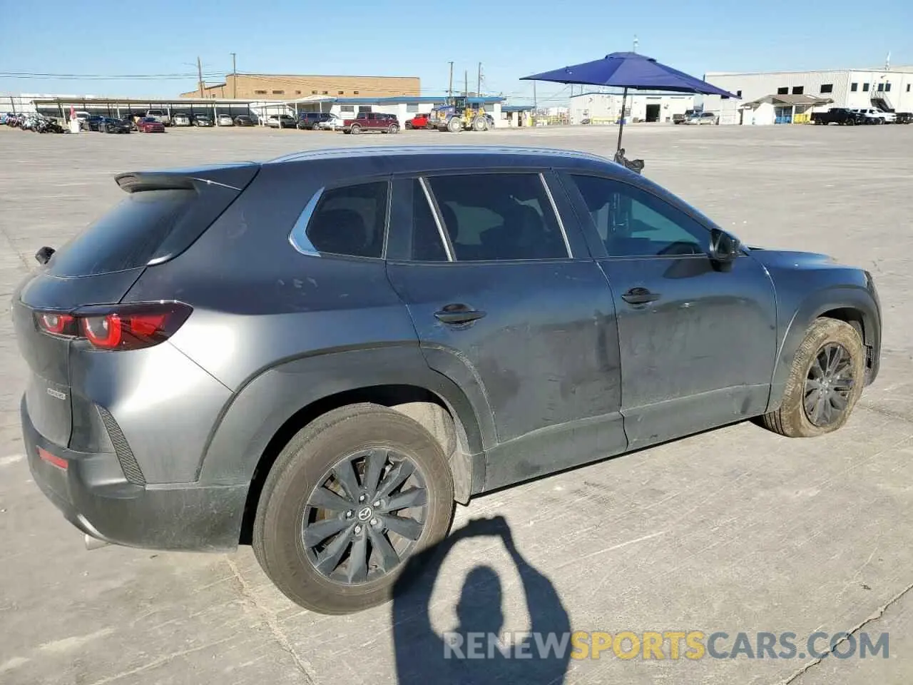 3 Фотография поврежденного автомобиля 7MMVABBMXSN329678 MAZDA CX-50 PREF 2025