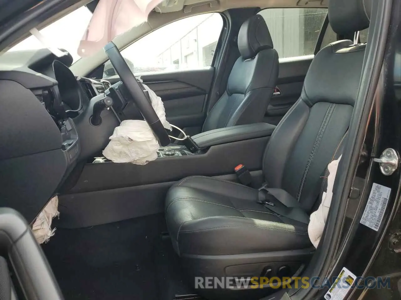 7 Photograph of a damaged car 7MMVABDY8PN114761 MAZDA CX-50 PREM 2023