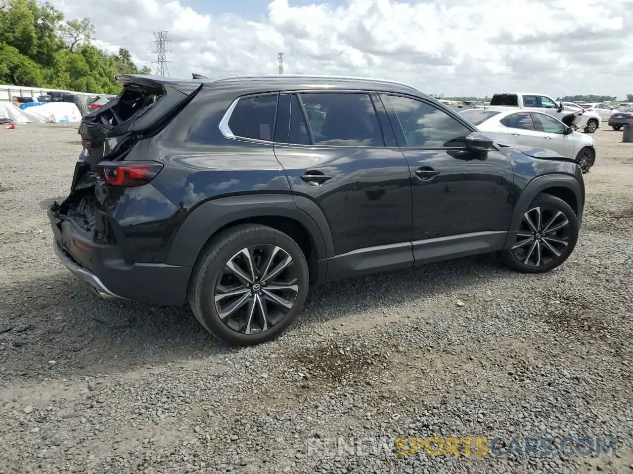 3 Photograph of a damaged car 7MMVABEY5PN117180 MAZDA CX-50 PREM 2023