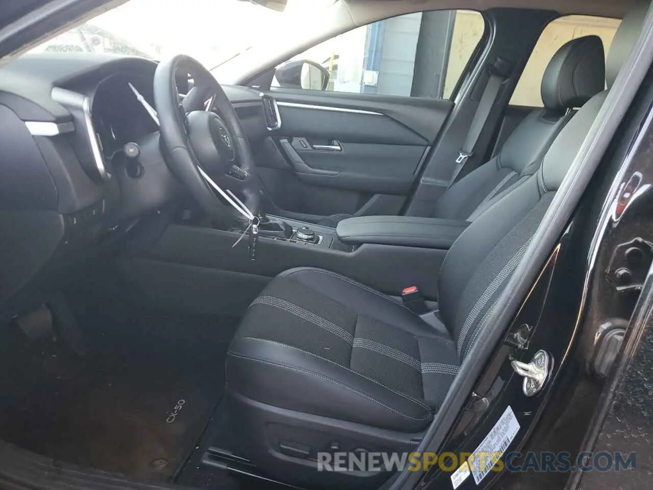 7 Фотография поврежденного автомобиля 7MMVABDM5RN211173 MAZDA CX-50 PREM 2024