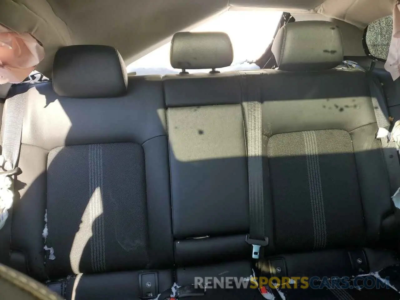 10 Photograph of a damaged car 7MMVABDMXRN195875 MAZDA CX-50 PREM 2024